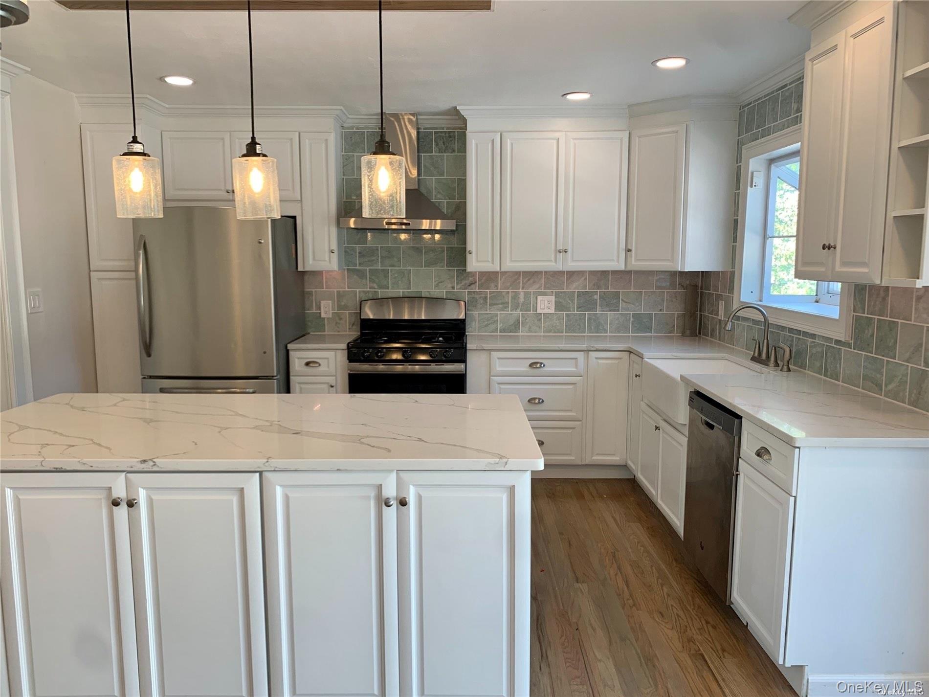 #5 photo, 1671 Claas Avenue, Holbrook , NY 11741