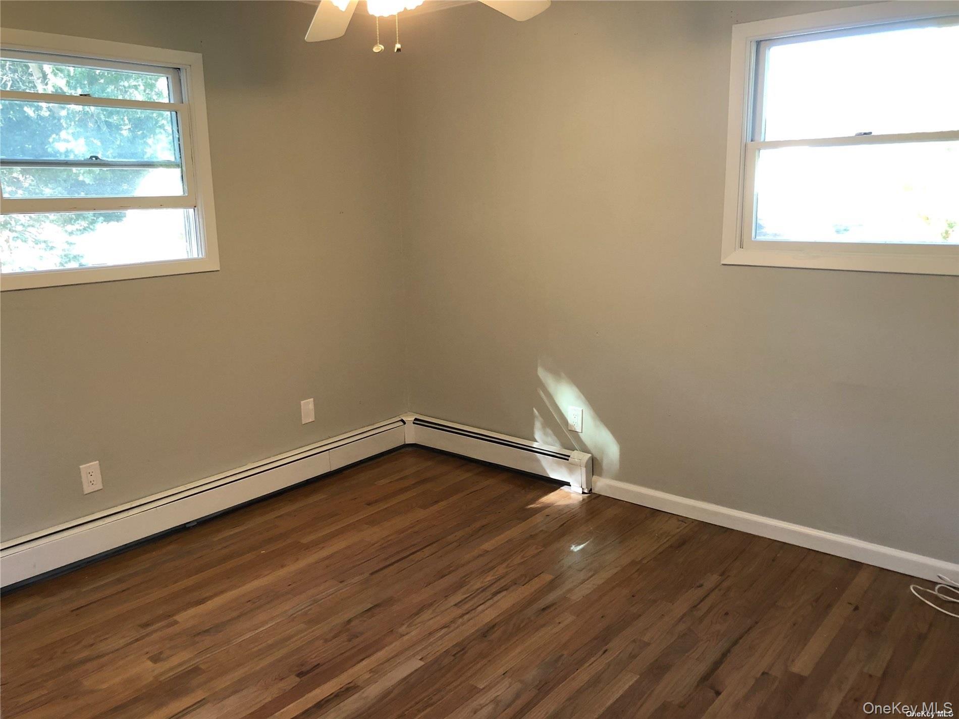 #8 photo, 1671 Claas Avenue, Holbrook , NY 11741