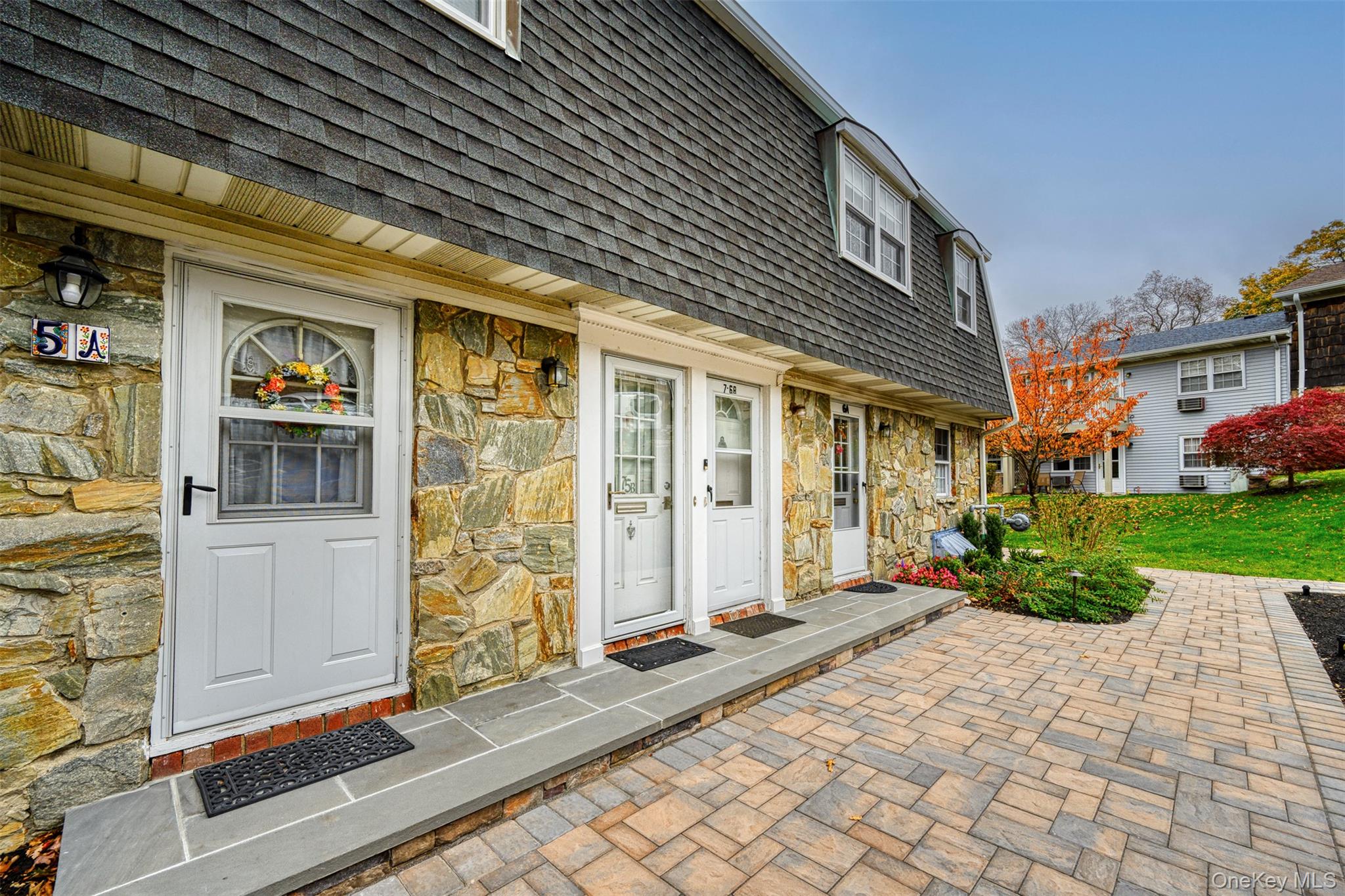 #3 photo, 7 Harbour Lane, Oyster Bay , NY 11771