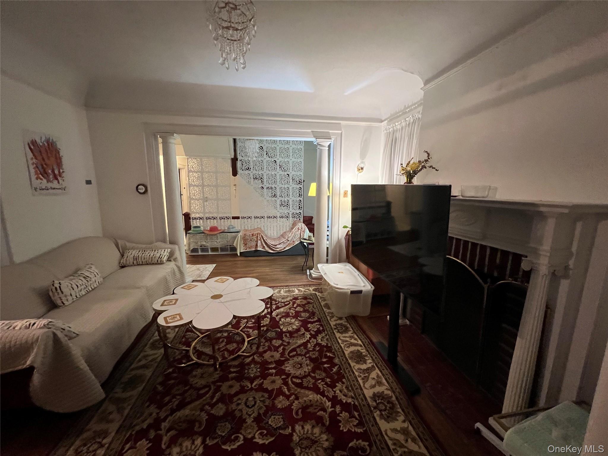 #11 photo, 150-67 87 Avenue, Briarwood , NY 11432