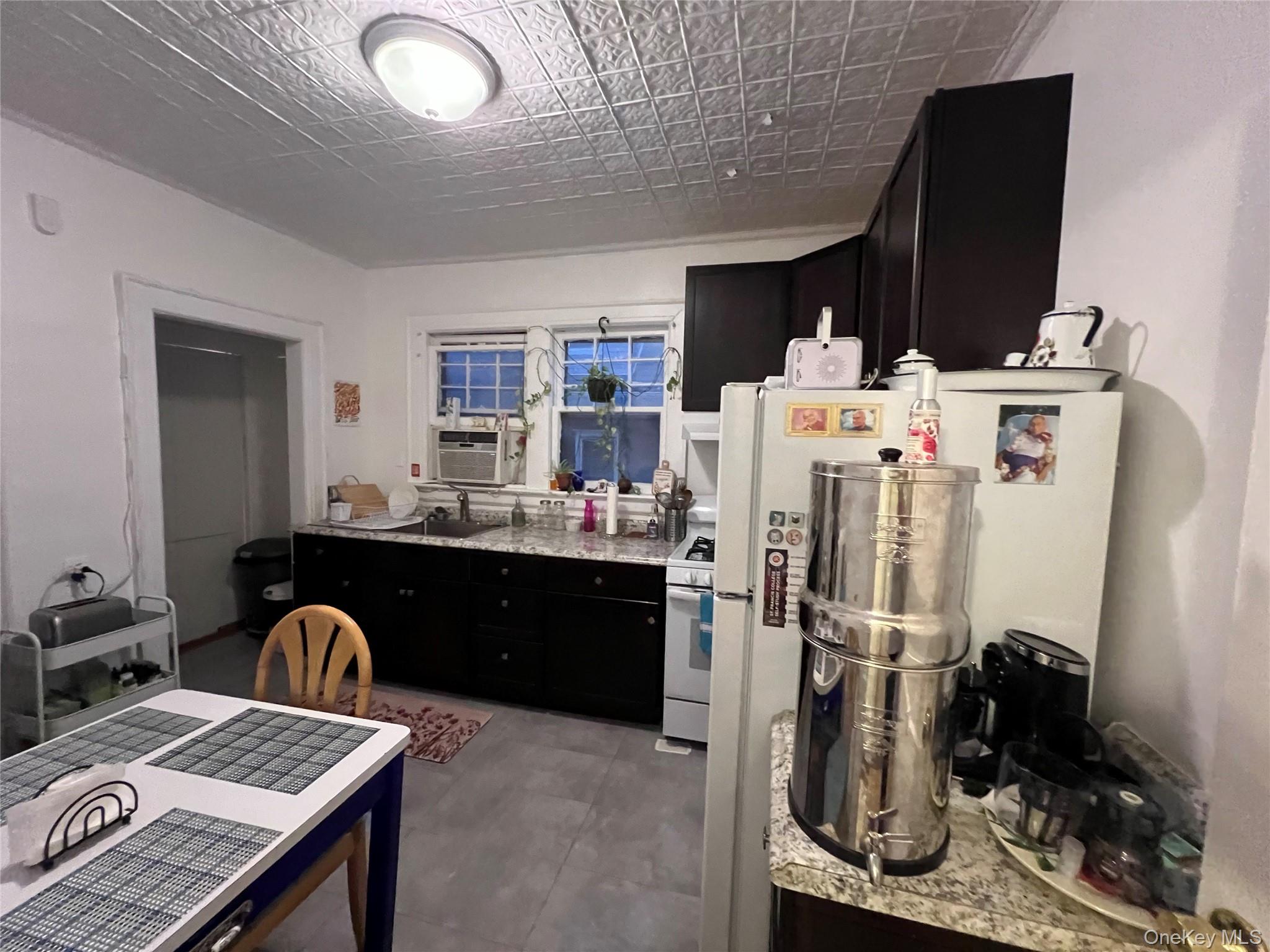 #12 photo, 150-67 87 Avenue, Briarwood , NY 11432