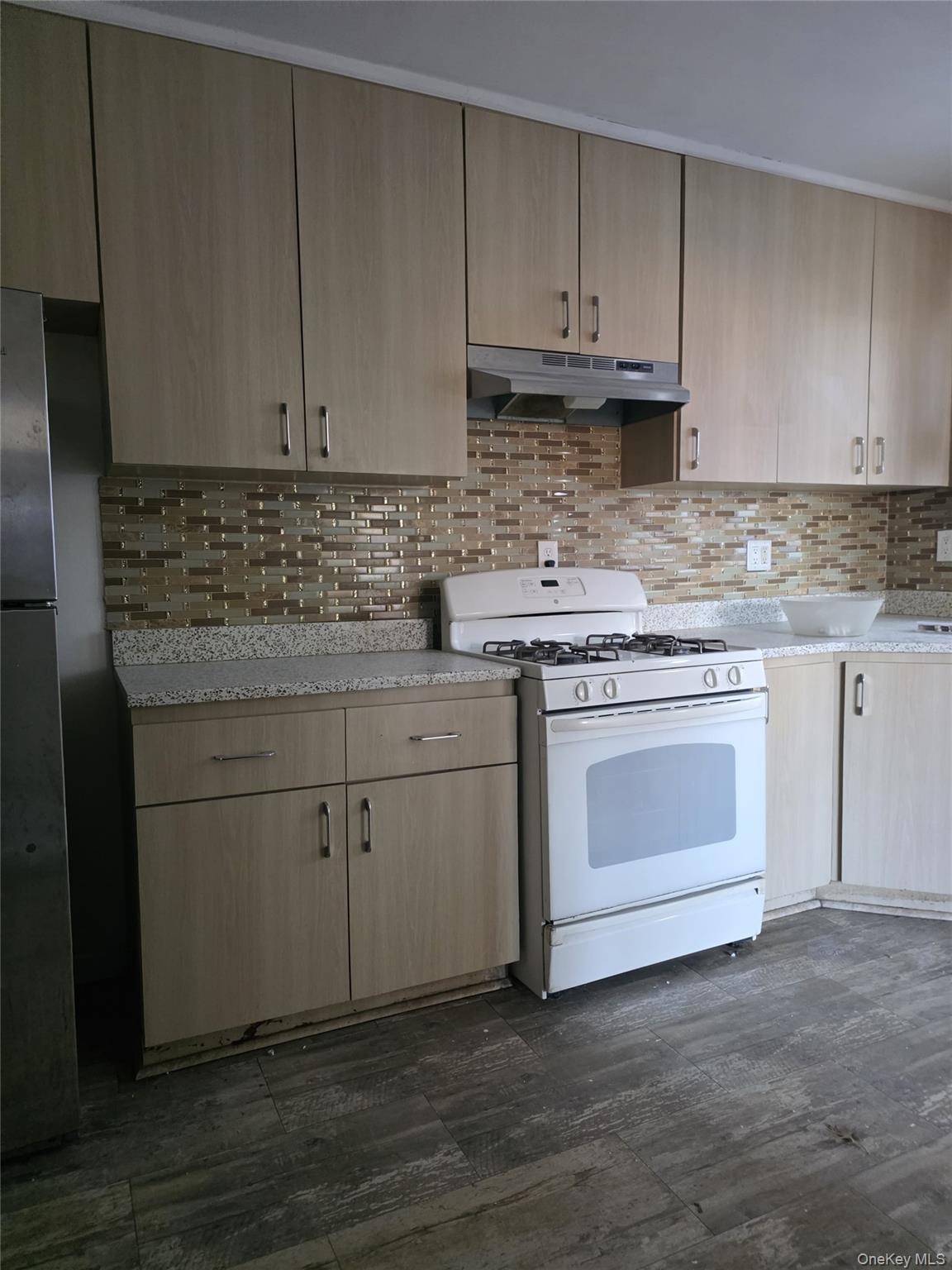 #2 photo, 13-03 154th Street, Whitestone , NY 11357