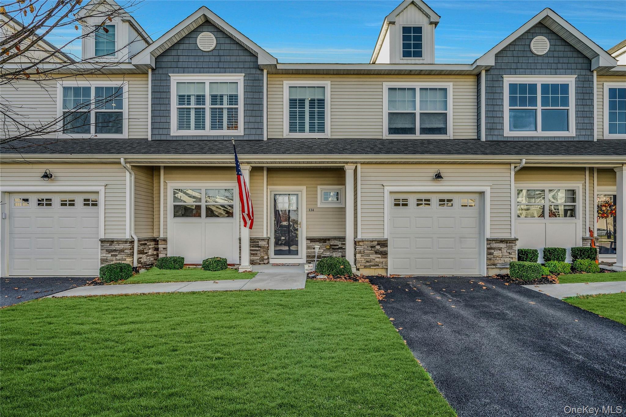 #4 photo, 134 Halley Drive, Center Moriches , NY 11934