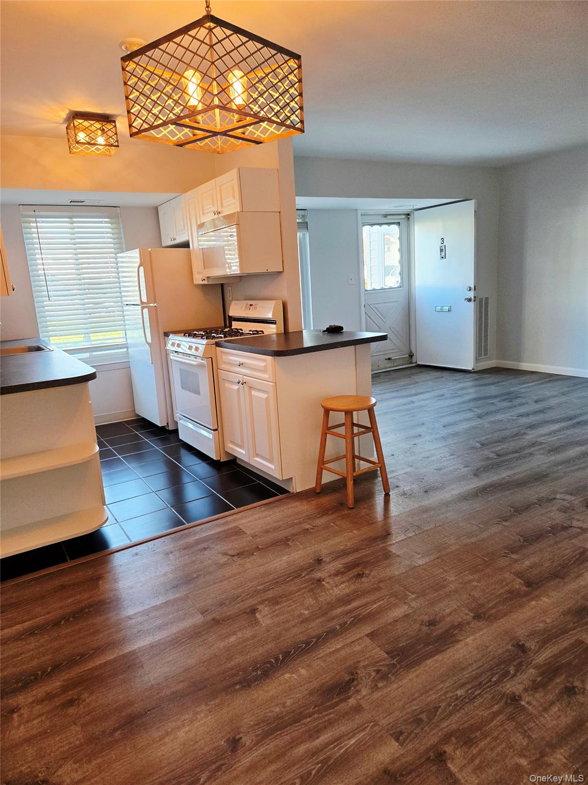 #6 photo, 3 Osage Court, Coram , NY 11727