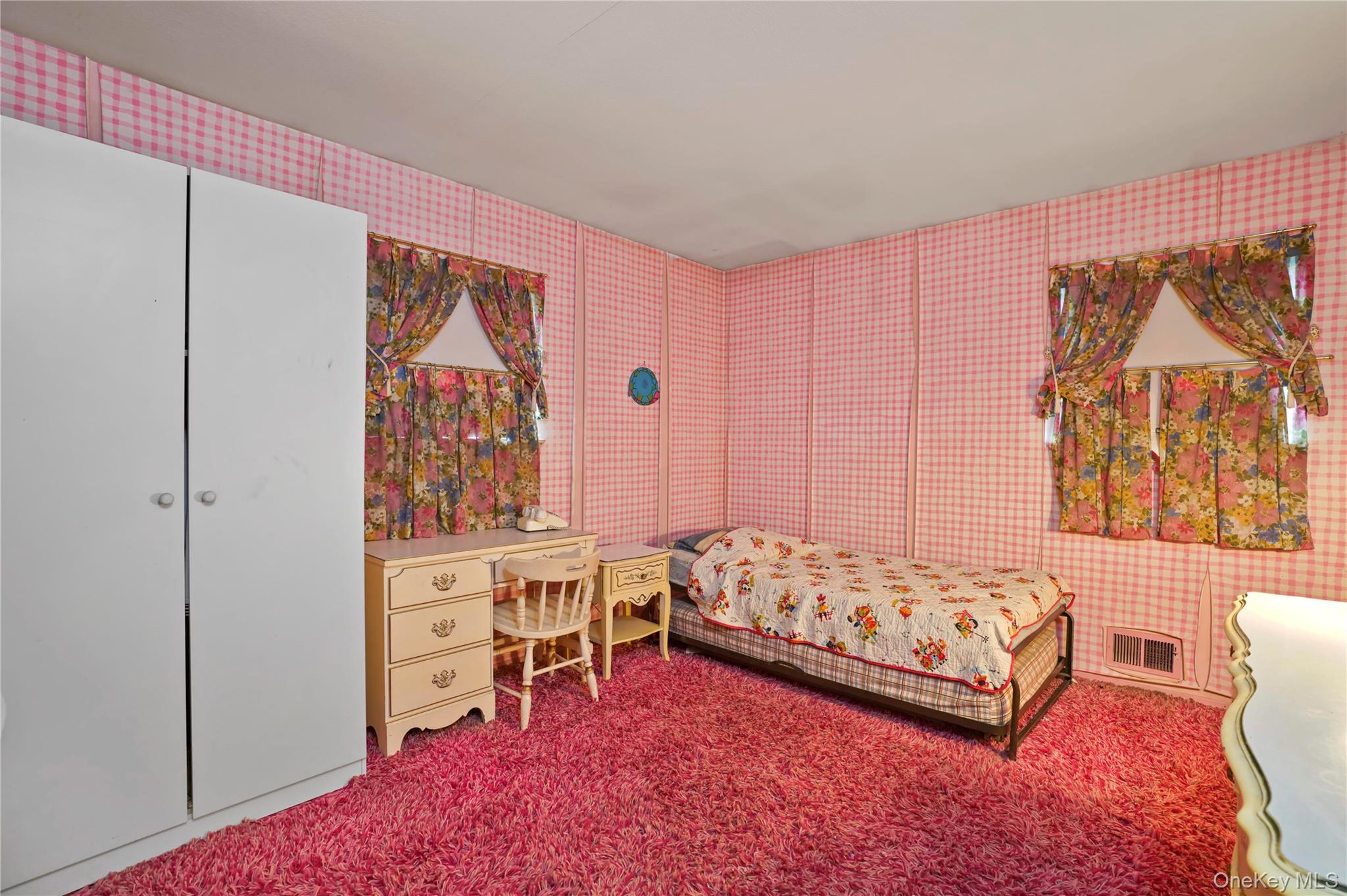 #18 photo, 160-34 83rd Street, Howard Beach , NY 11414