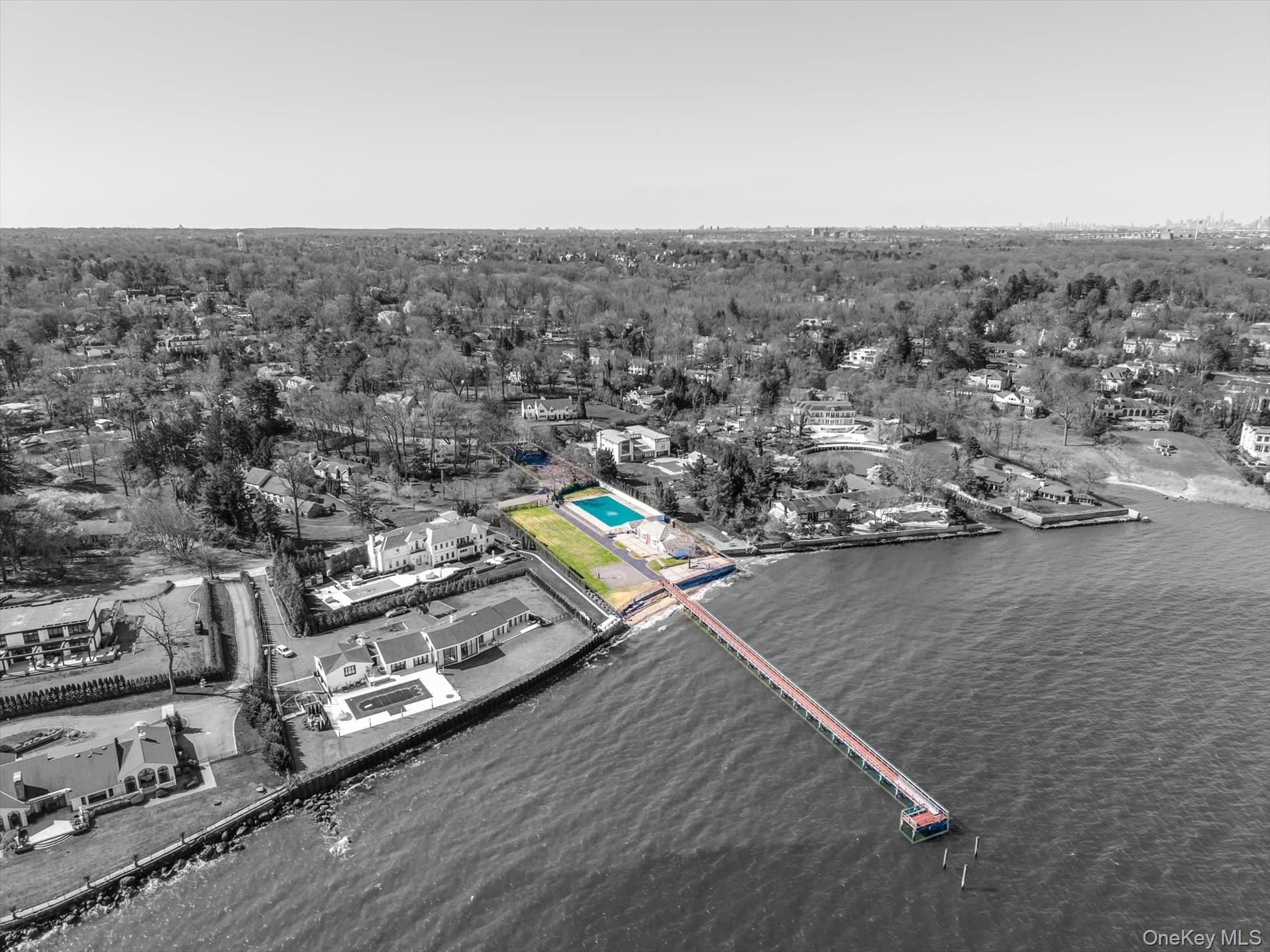 #12 photo, 33 Harbour Road, Great Neck , NY 11024