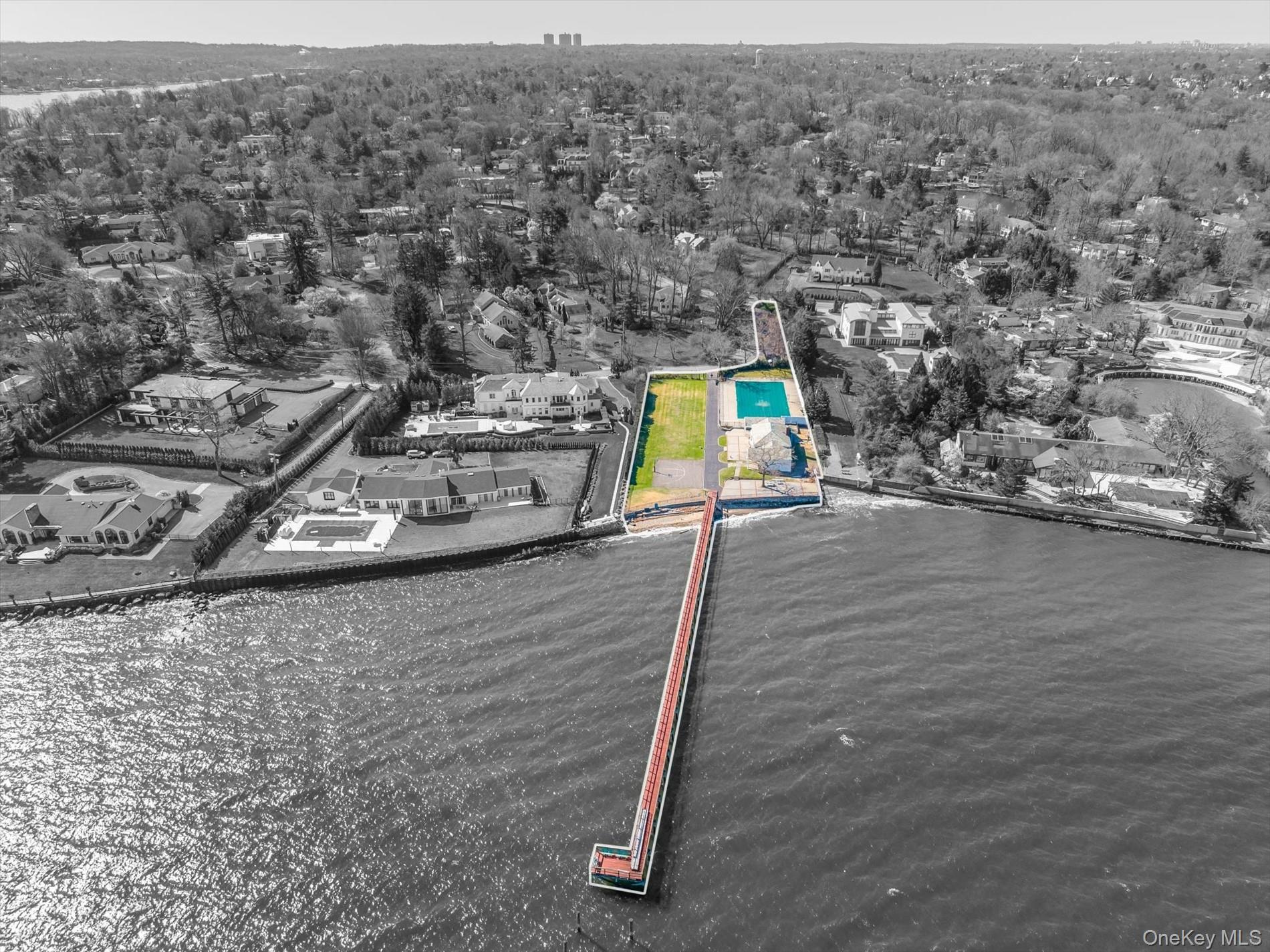 #13 photo, 33 Harbour Road, Great Neck , NY 11024