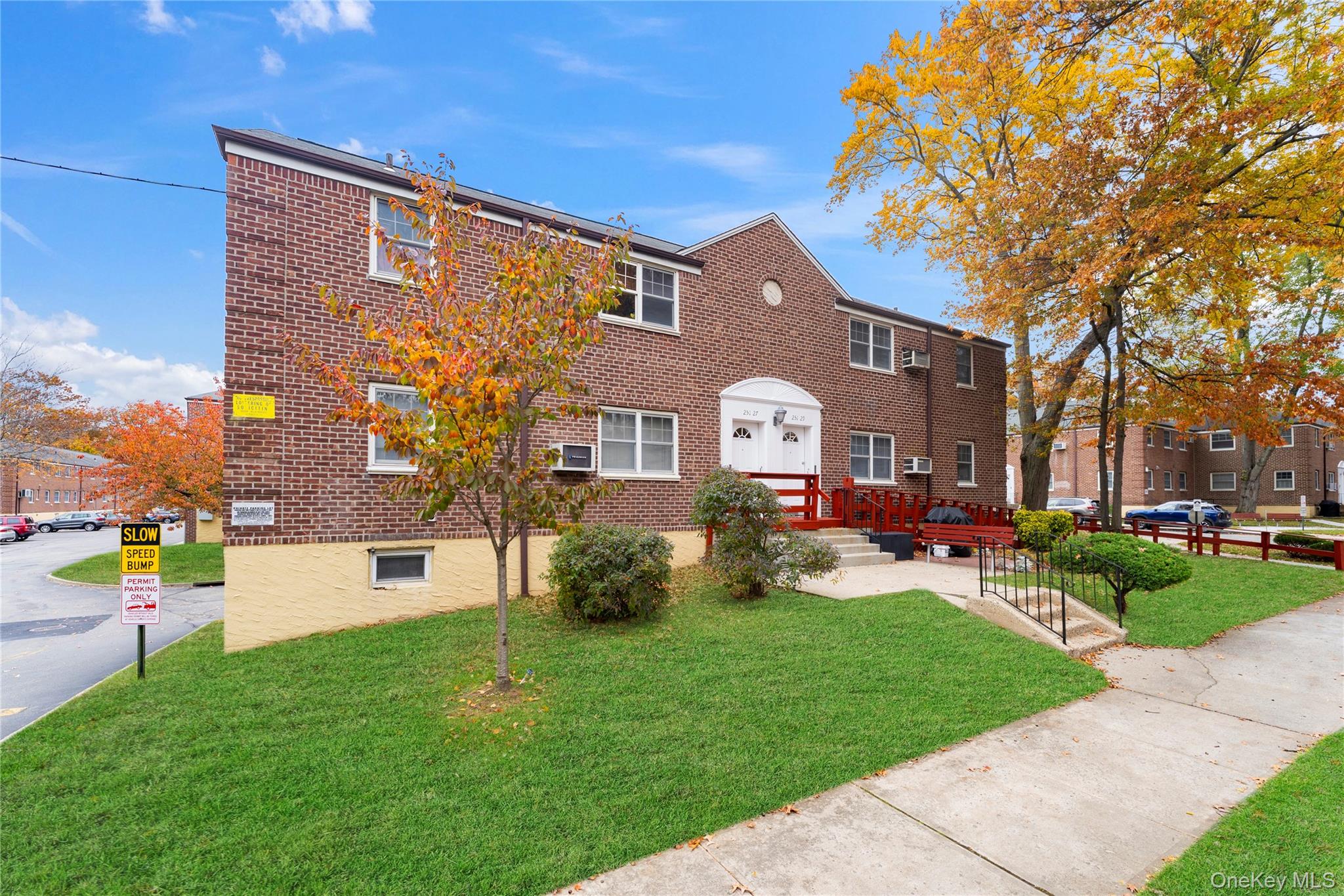 #3 photo, 251-29 61st Avenue, Little Neck , NY 11362