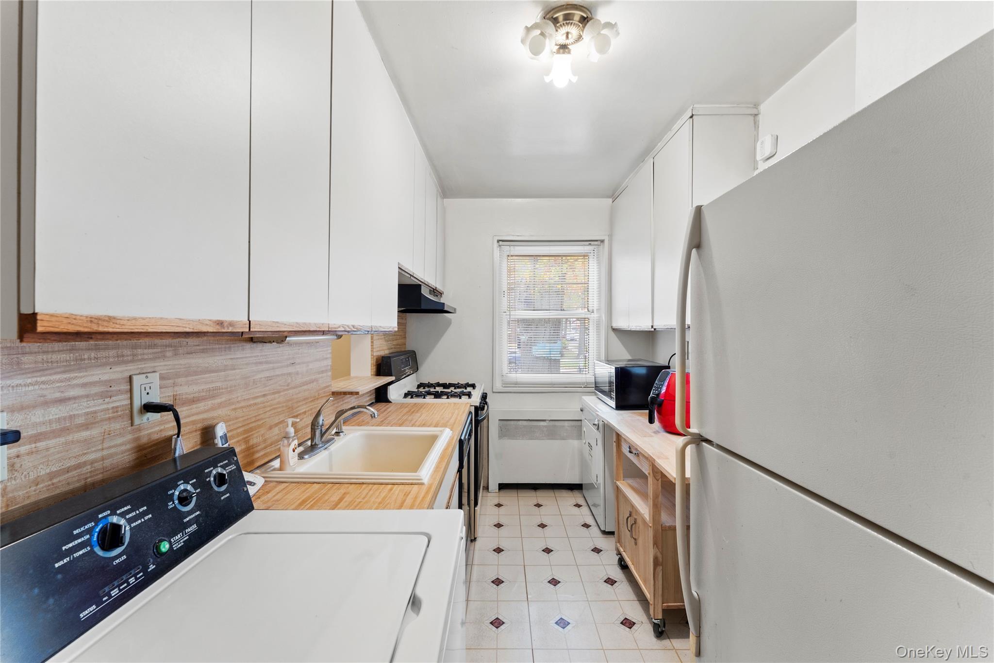 #5 photo, 251-29 61st Avenue, Little Neck , NY 11362