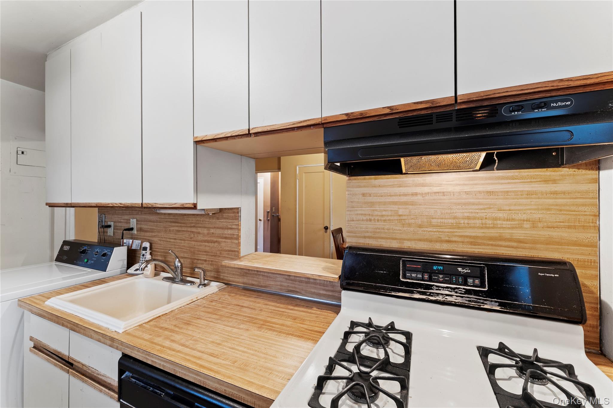 #7 photo, 251-29 61st Avenue, Little Neck , NY 11362