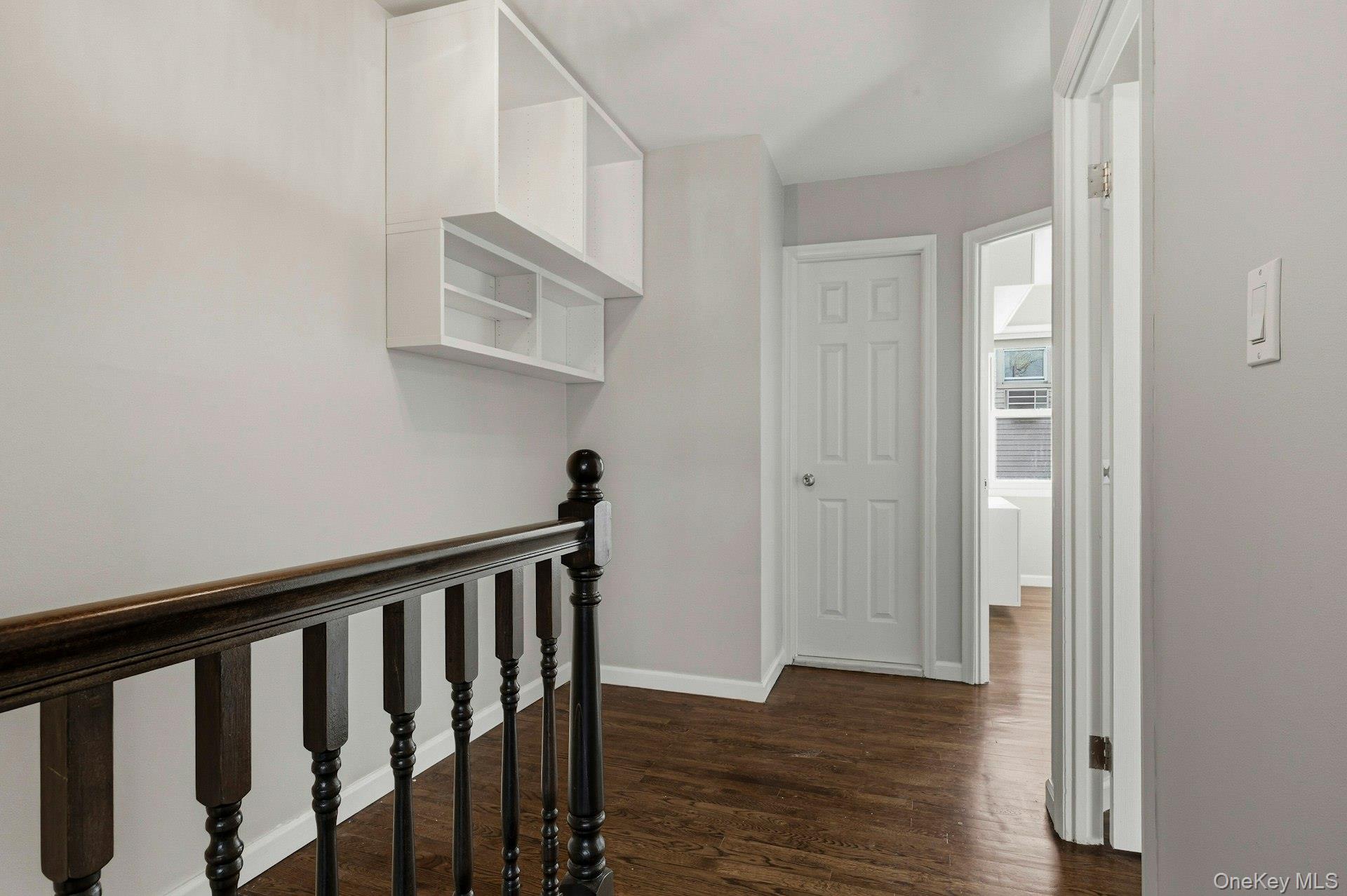 #14 photo, 250-04 39th Road, Little Neck , NY 11363