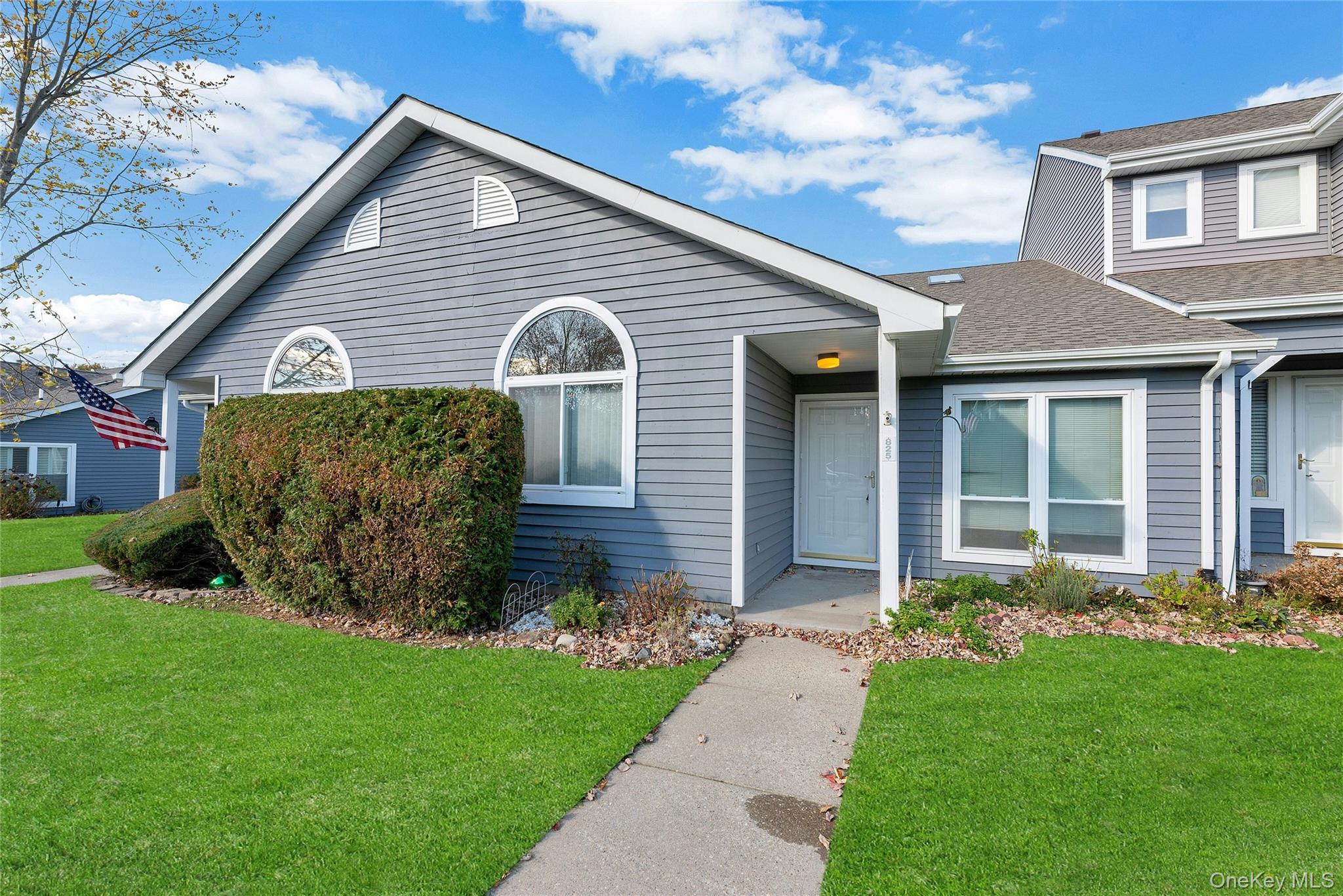 #1 photo, 825 Spring Lake Drive, Middle Island , NY 11953