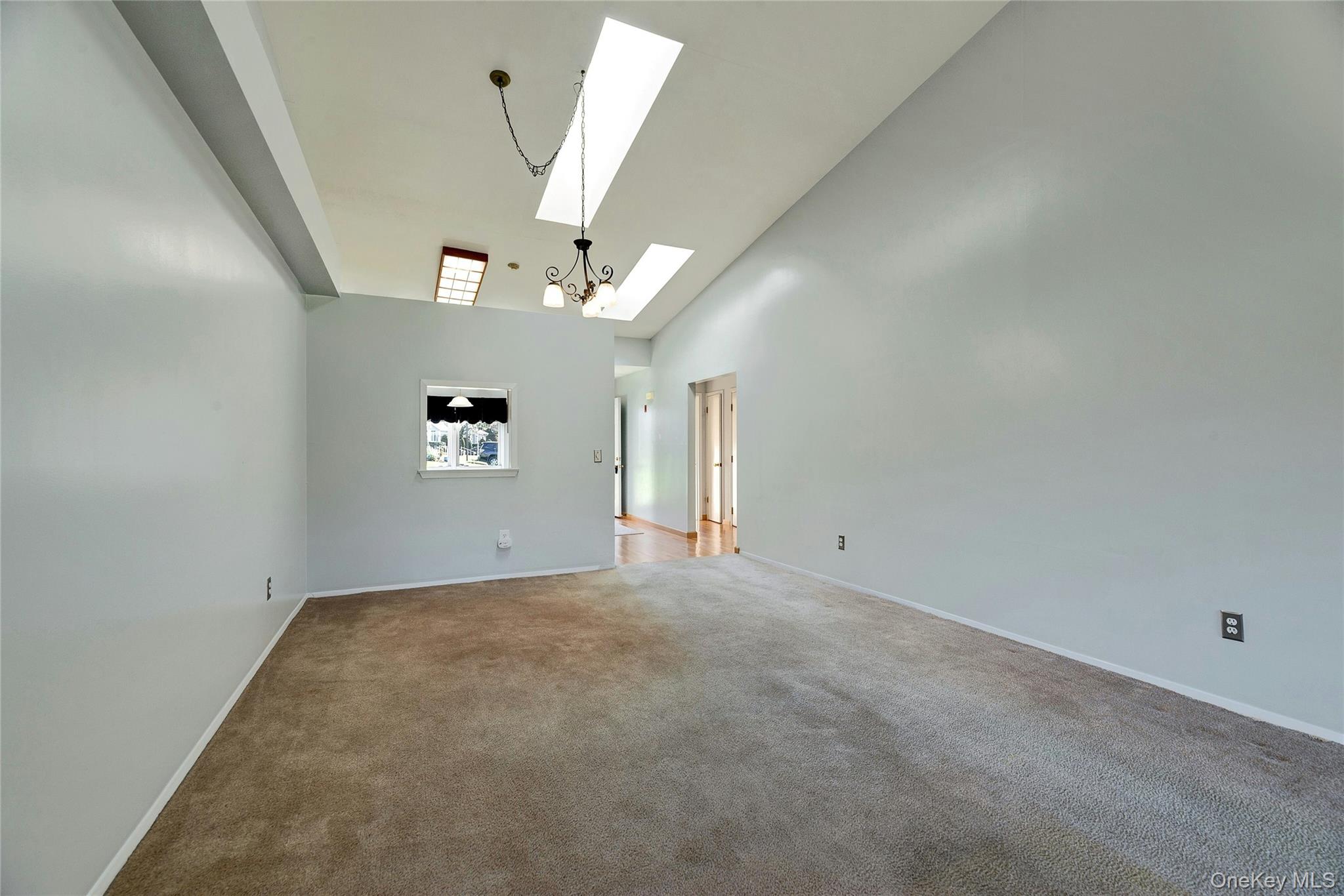 #7 photo, 825 Spring Lake Drive, Middle Island , NY 11953