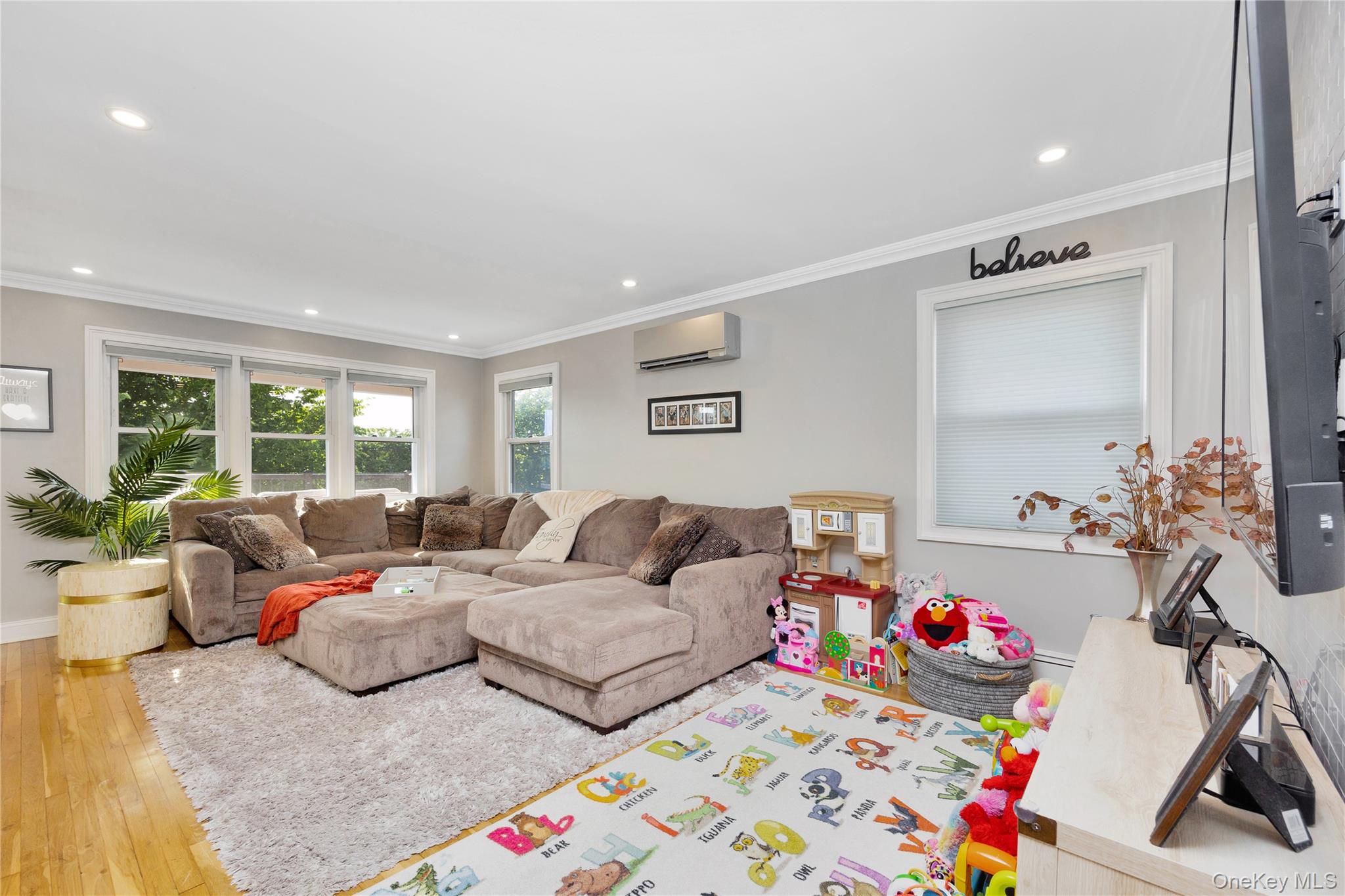 #5 photo, 464 Lindell Boulevard, Long Beach , NY 11561