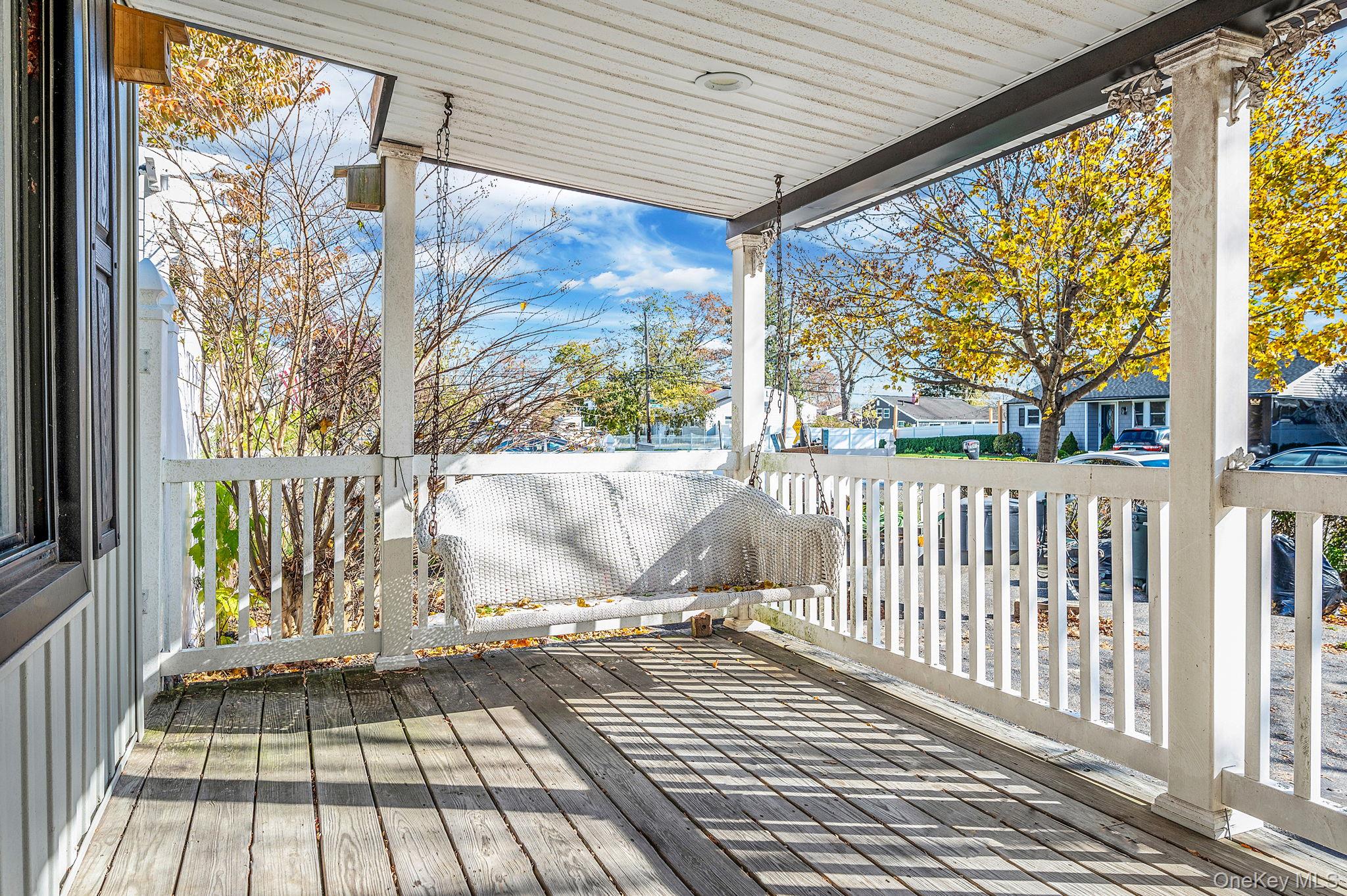 #6 photo, 1401 Race Avenue, サフォーク郡 Medford , NY 11763