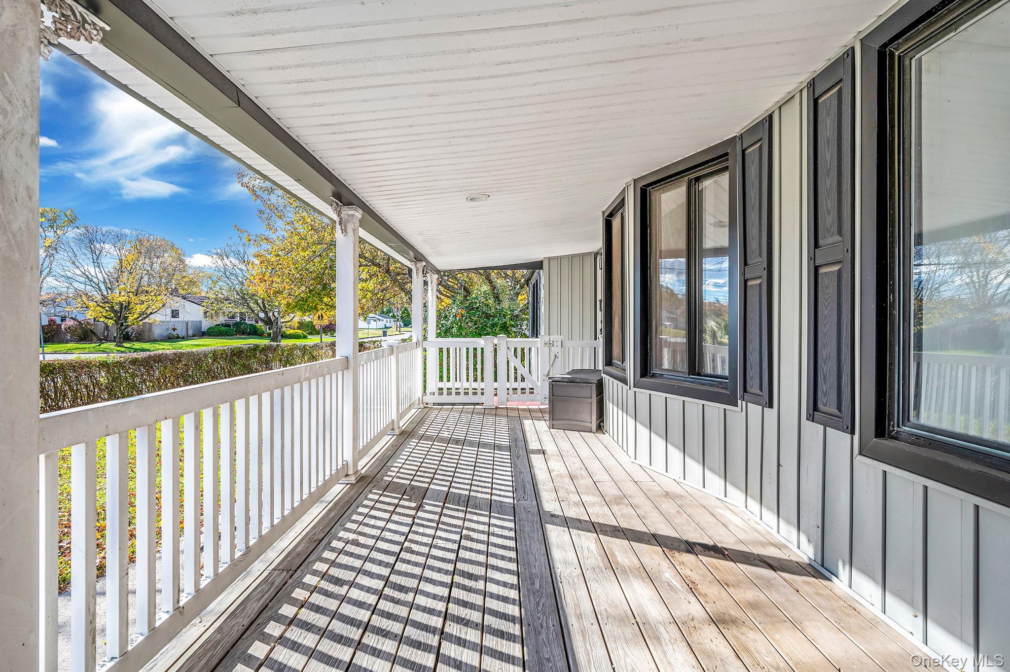 #7 photo, 1401 Race Avenue, サフォーク郡 Medford , NY 11763