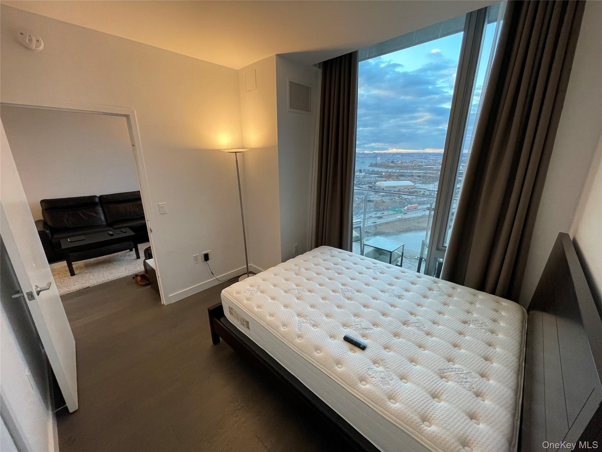 #10 photo, 131-05 40th Road, Flushing , NY 11354