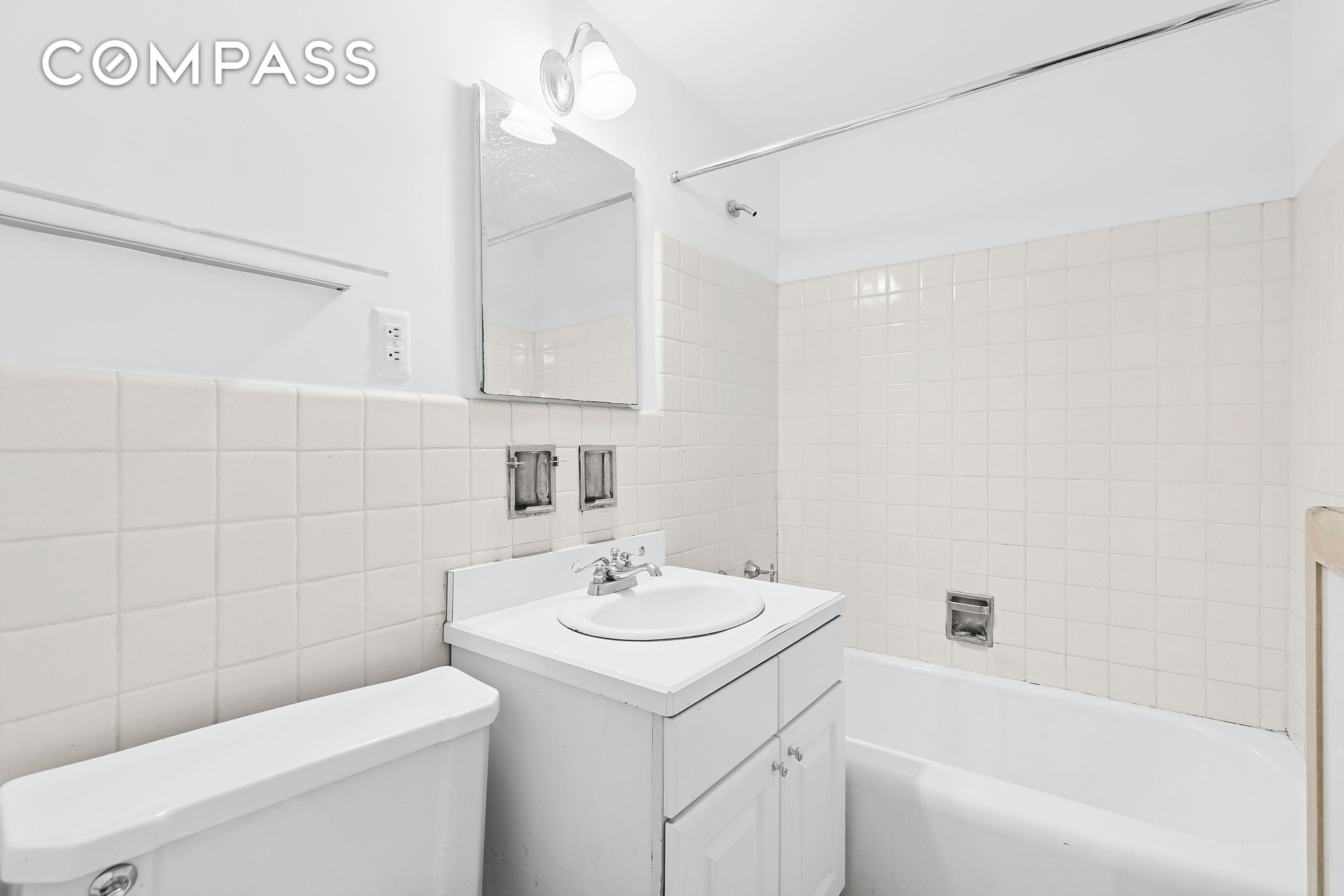 #11 photo, 10 E End Avenue, Upper East Side , NY 10075