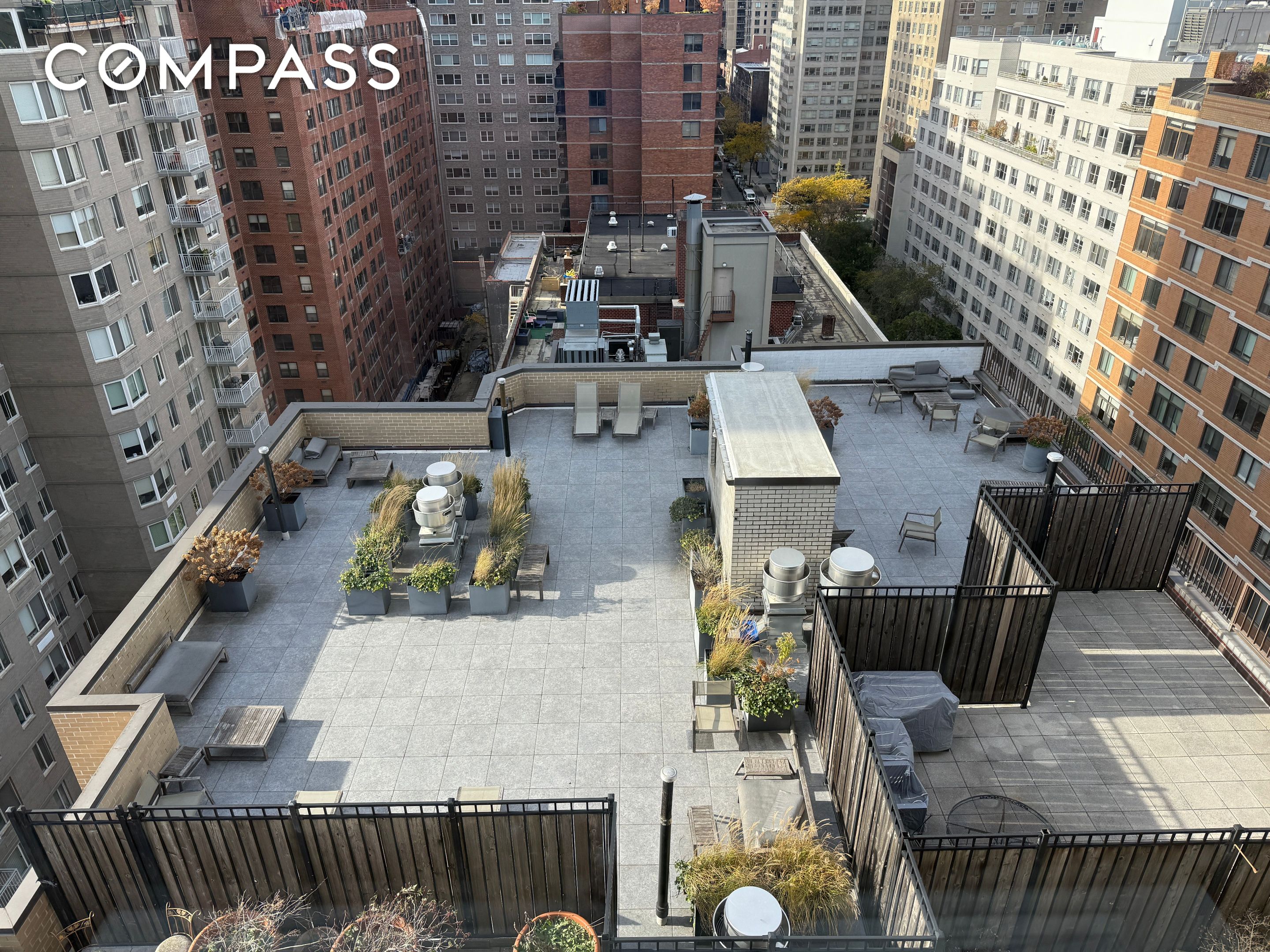 #15 photo, 10 E End Avenue, Upper East Side , NY 10075