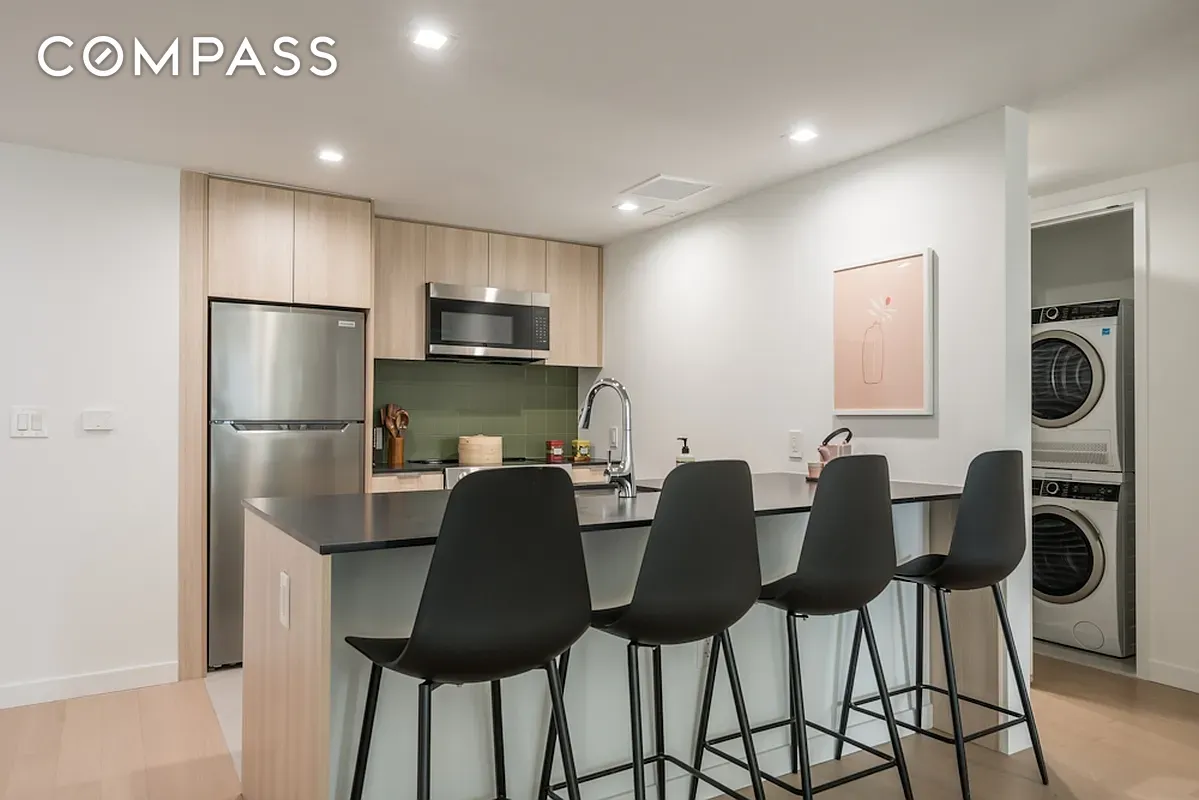 #2 photo, Brooklyn, Crown Heights , NY 11225