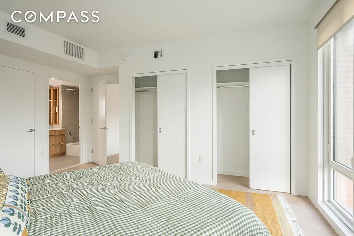 #7 photo, Brooklyn, Crown Heights , NY 11225