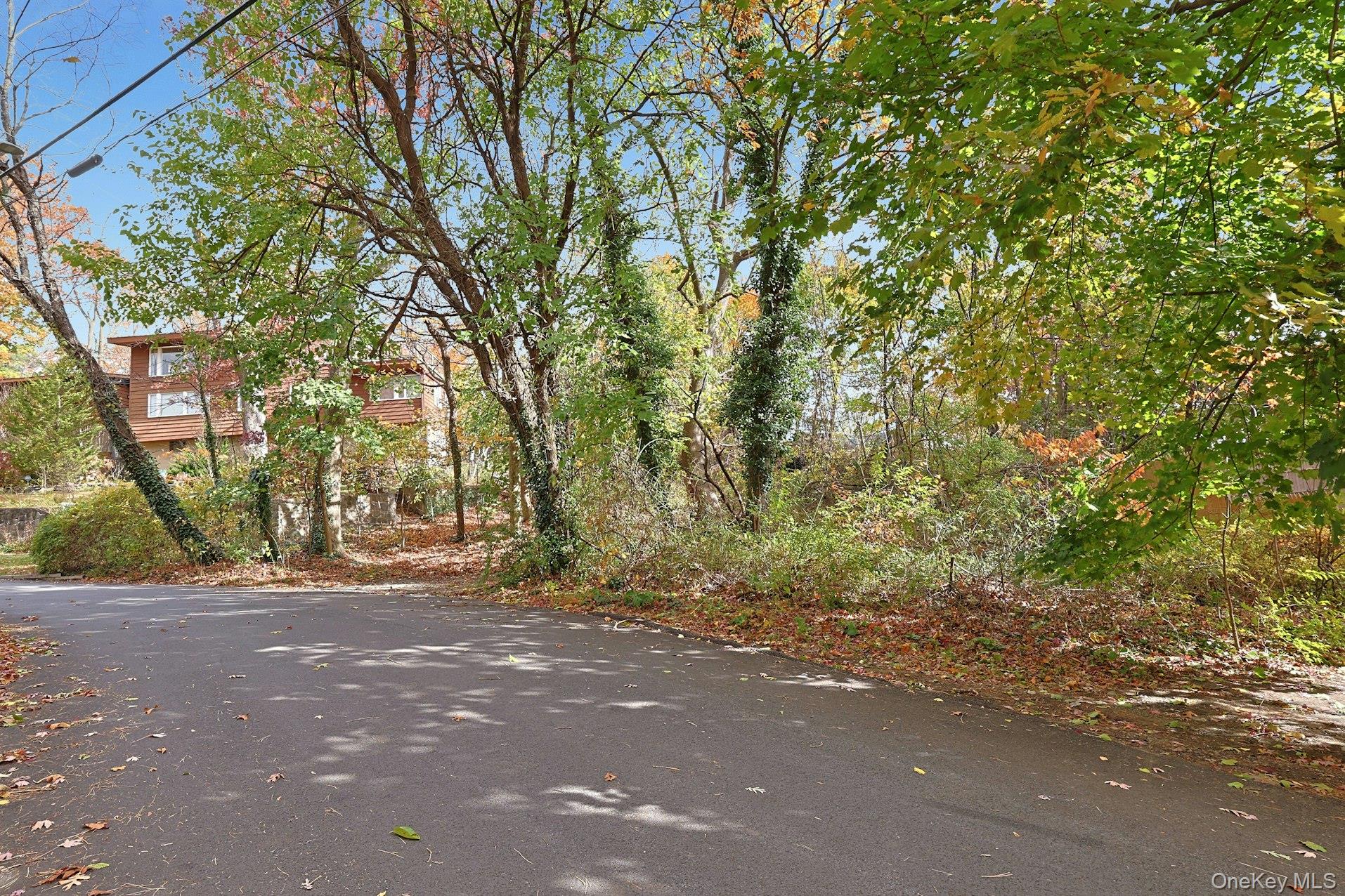 #2 photo, 2 Shelburne Road, Yonkers , NY 10710