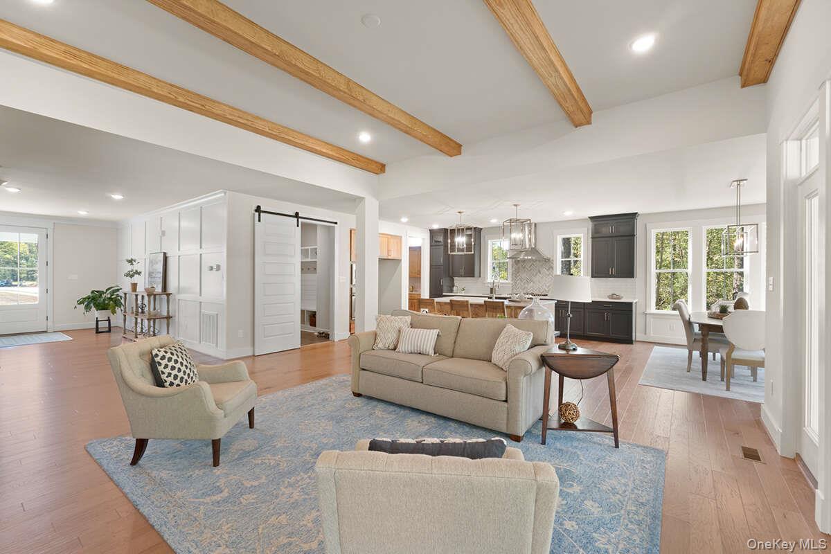 #2 photo, 5 Pond View Court, Staatsburg , NY 12580