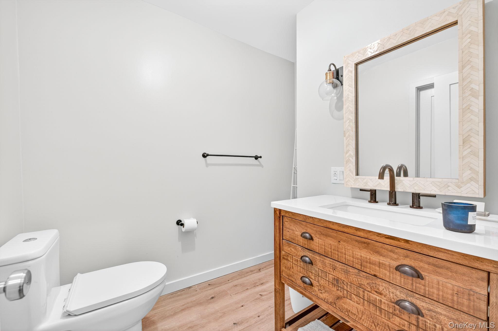 #13 photo, 39 N Broadway, Esopus , NY 12401