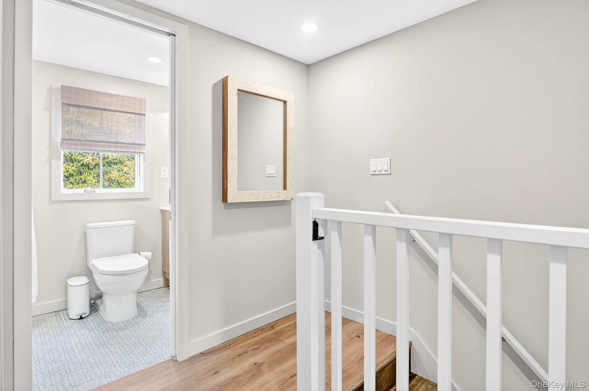 #14 photo, 39 N Broadway, Esopus , NY 12401