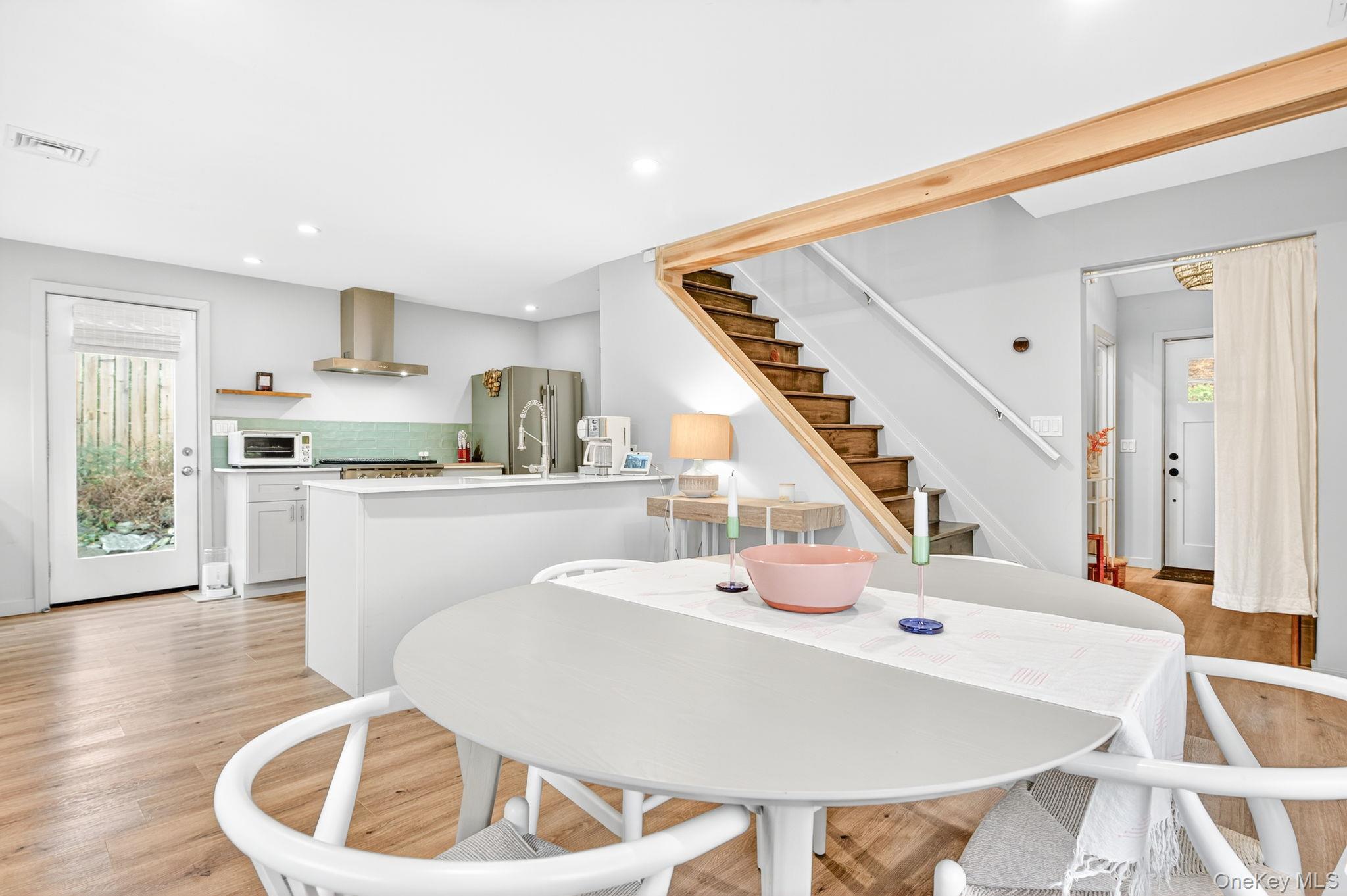 #5 photo, 39 N Broadway, Esopus , NY 12401