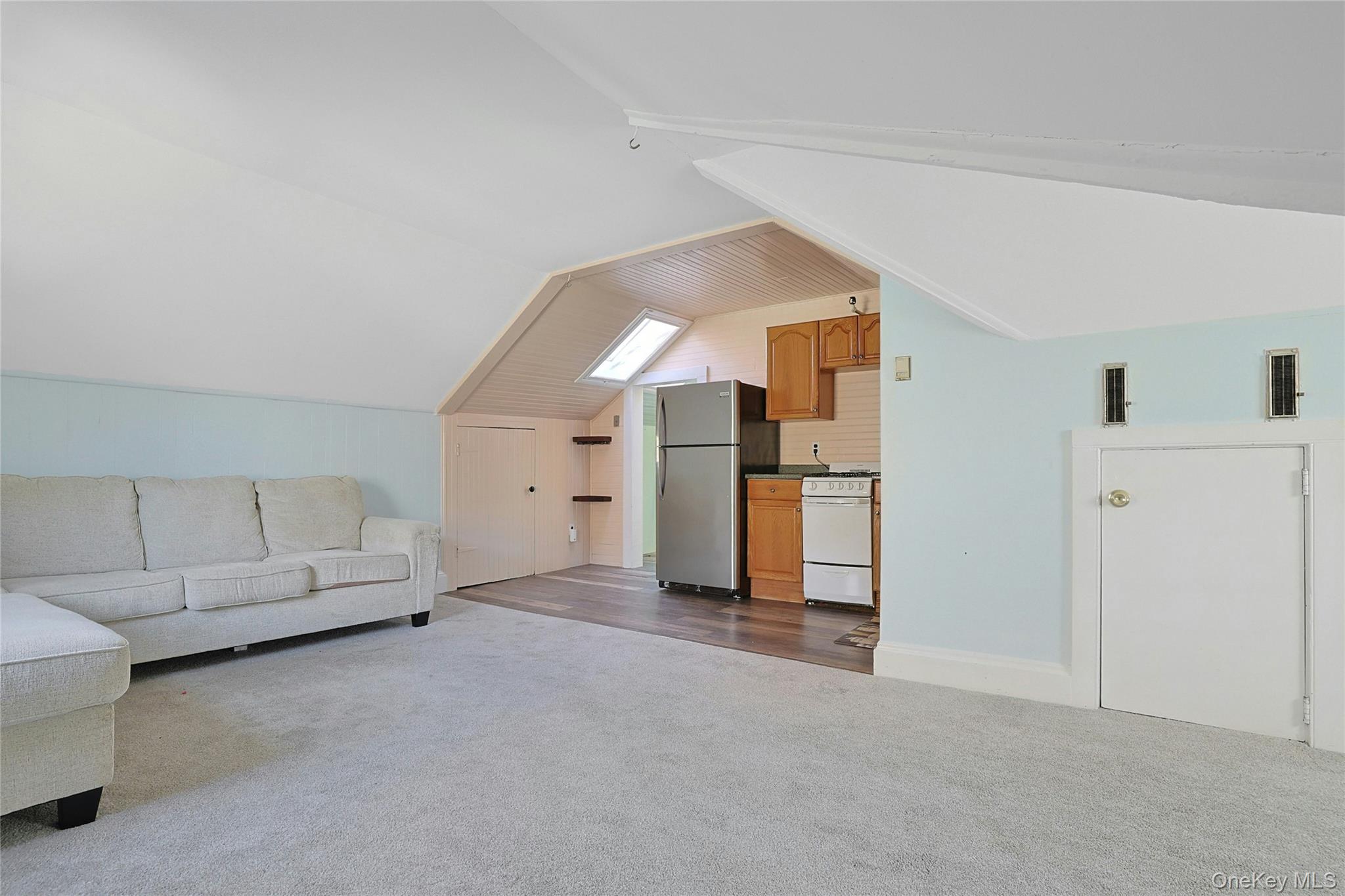 #6 photo, 105 S Broadway, Nyack , NY 10960