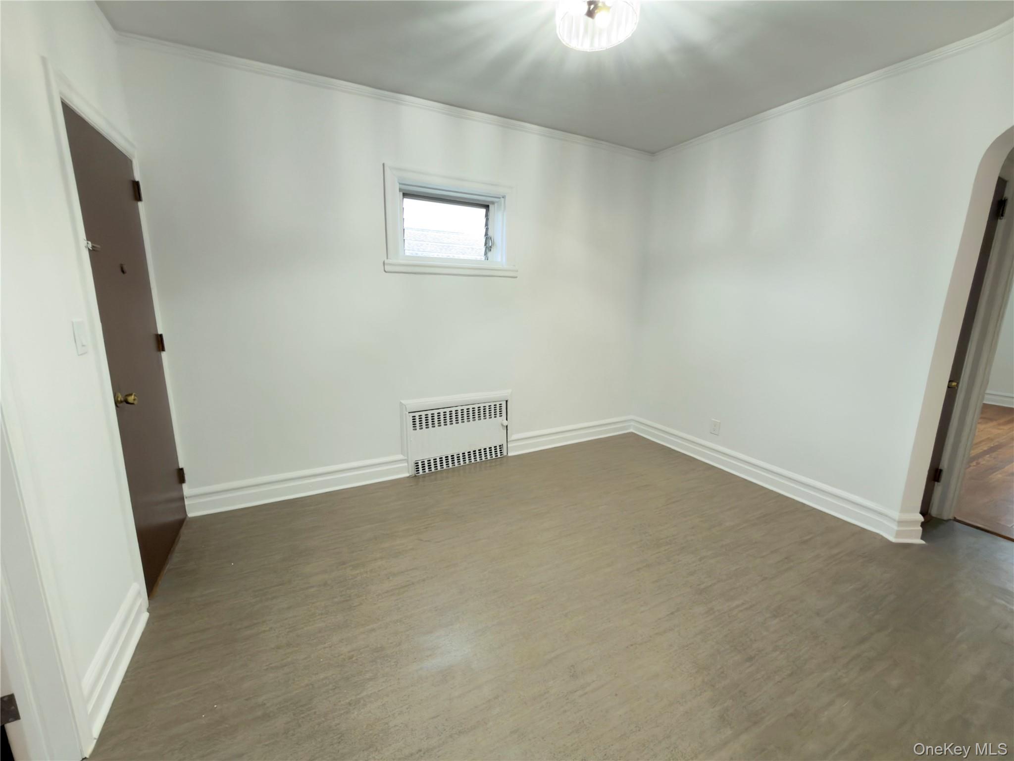 #6 photo, 1725 Paulding Avenue, Bronx , NY 10462