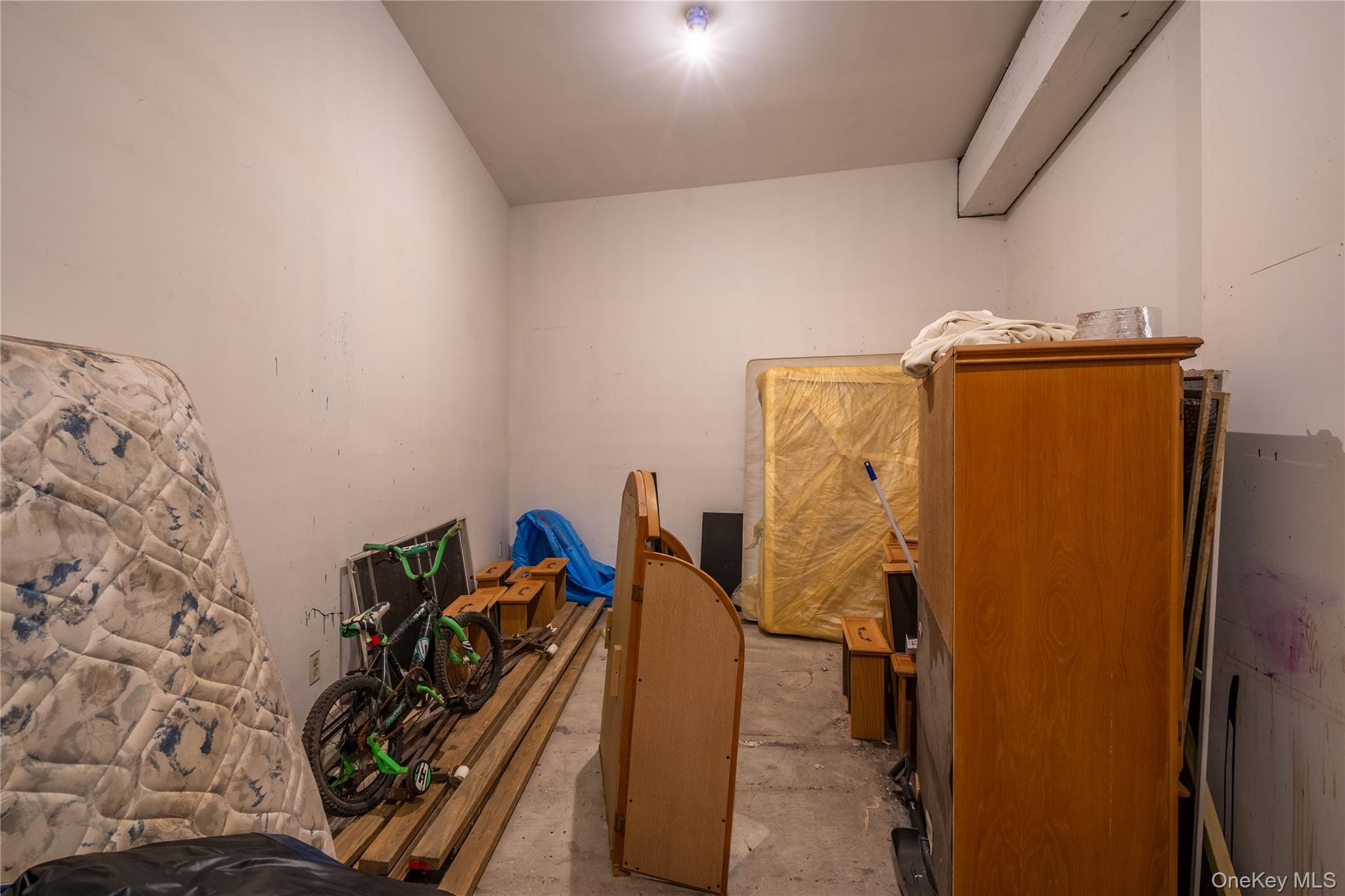 #12 photo, 8 State Route 17M, Monroe , NY 10950