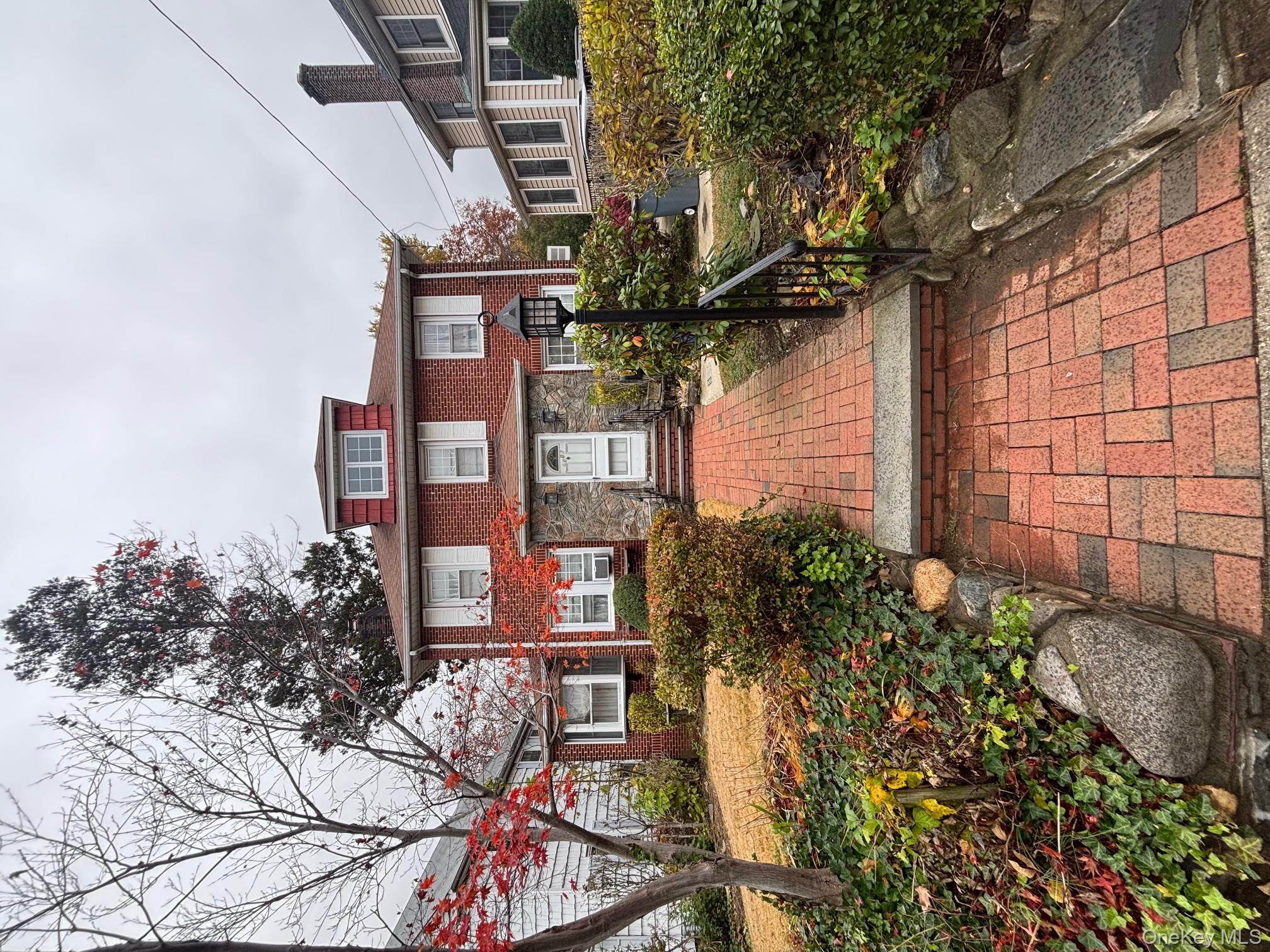 #2 photo, 4607 Concord Avenue, Great Neck , NY 11020