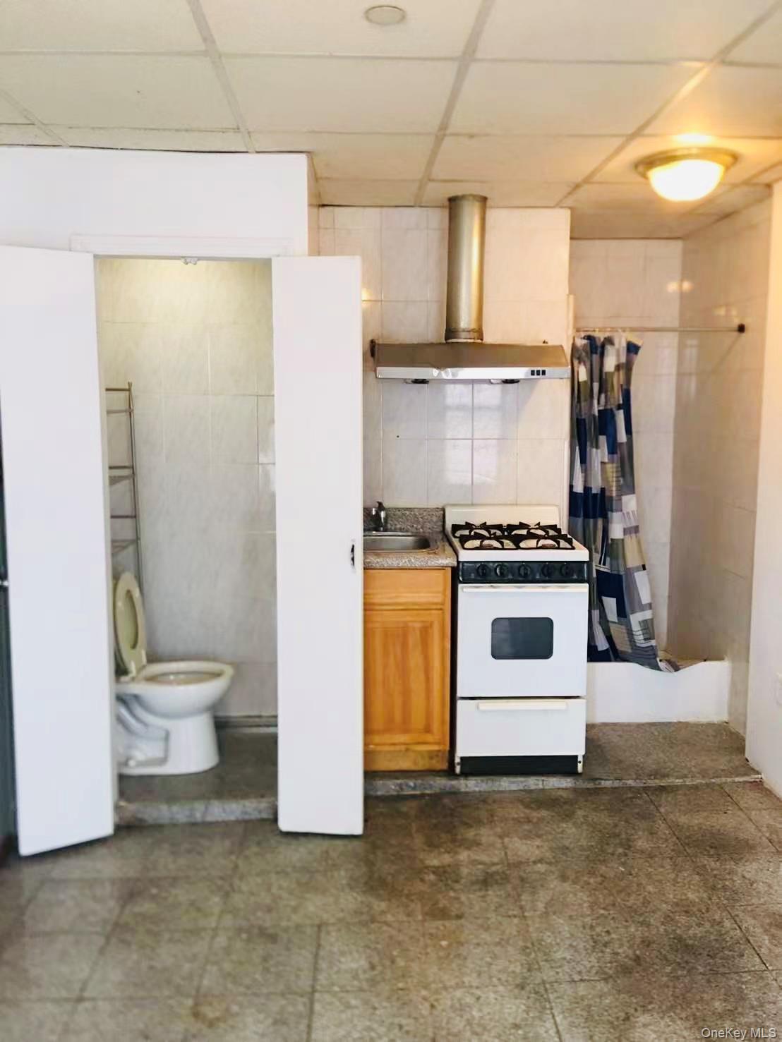 #2 photo, 1889 Lexington Avenue, マンハッタン New York (Manhattan) , NY 10035