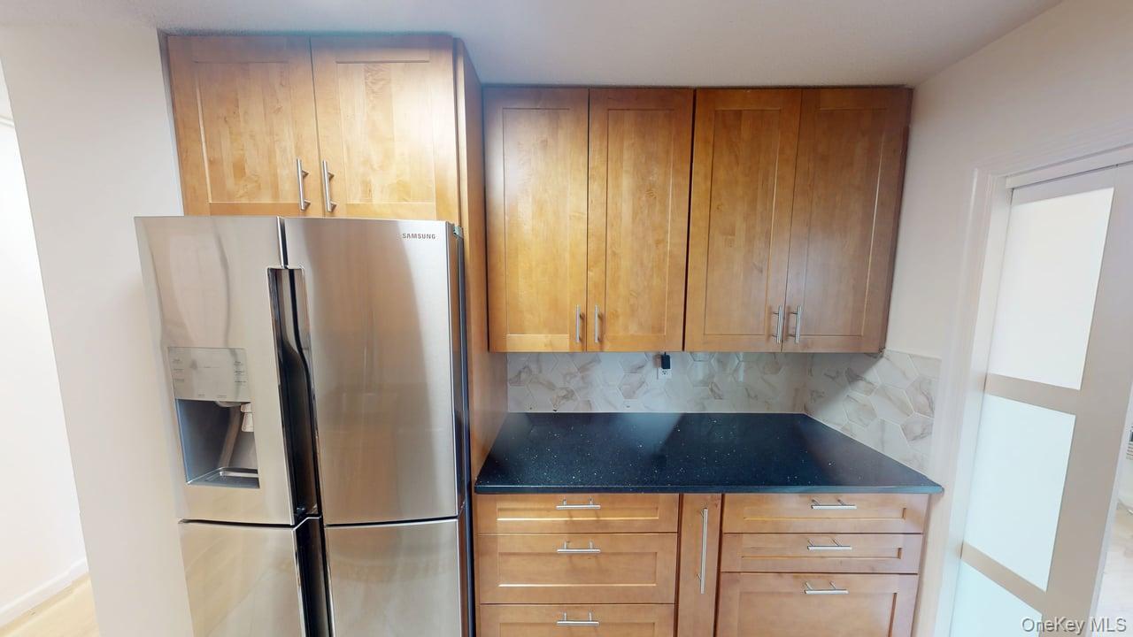 #17 photo, 118-17 Union Turnpike, Forest Hills , NY 11375