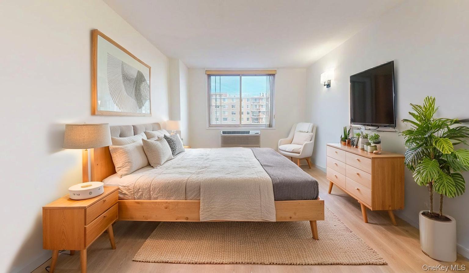 #18 photo, 118-17 Union Turnpike, Forest Hills , NY 11375