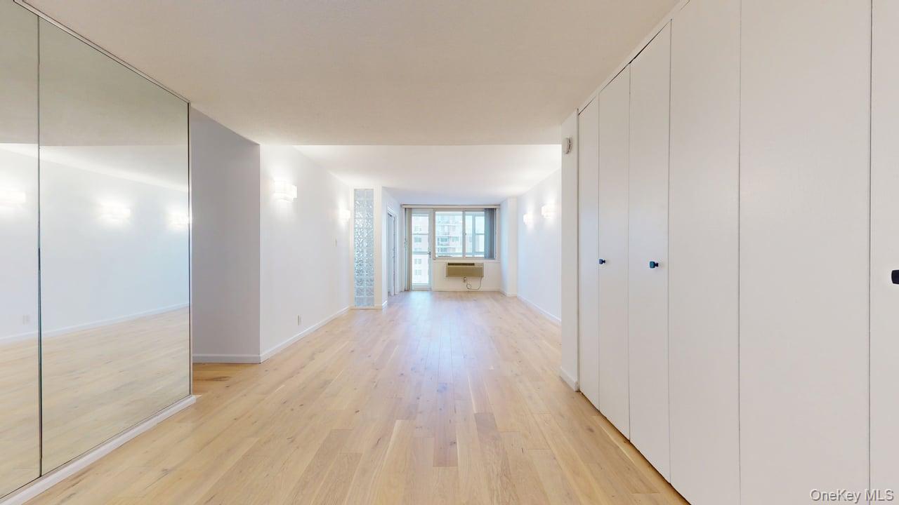 #2 photo, 118-17 Union Turnpike, Forest Hills , NY 11375