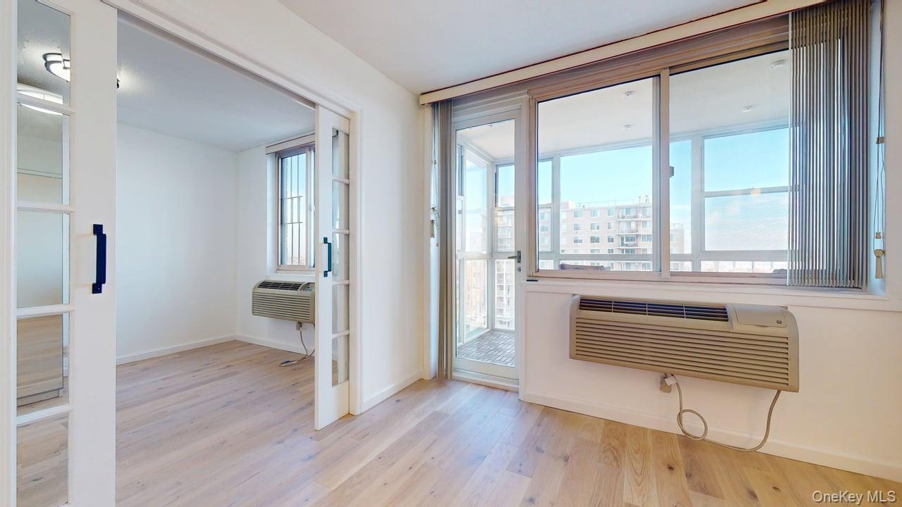 #9 photo, 118-17 Union Turnpike, Forest Hills , NY 11375