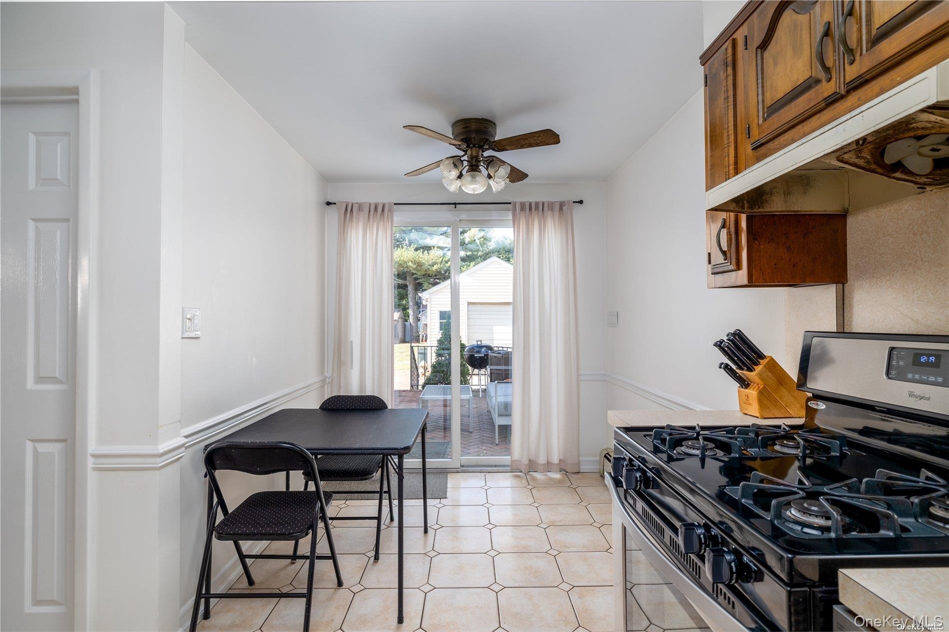 #11 photo, 138 North Forest Avenue, Rockville Centre , NY 11570