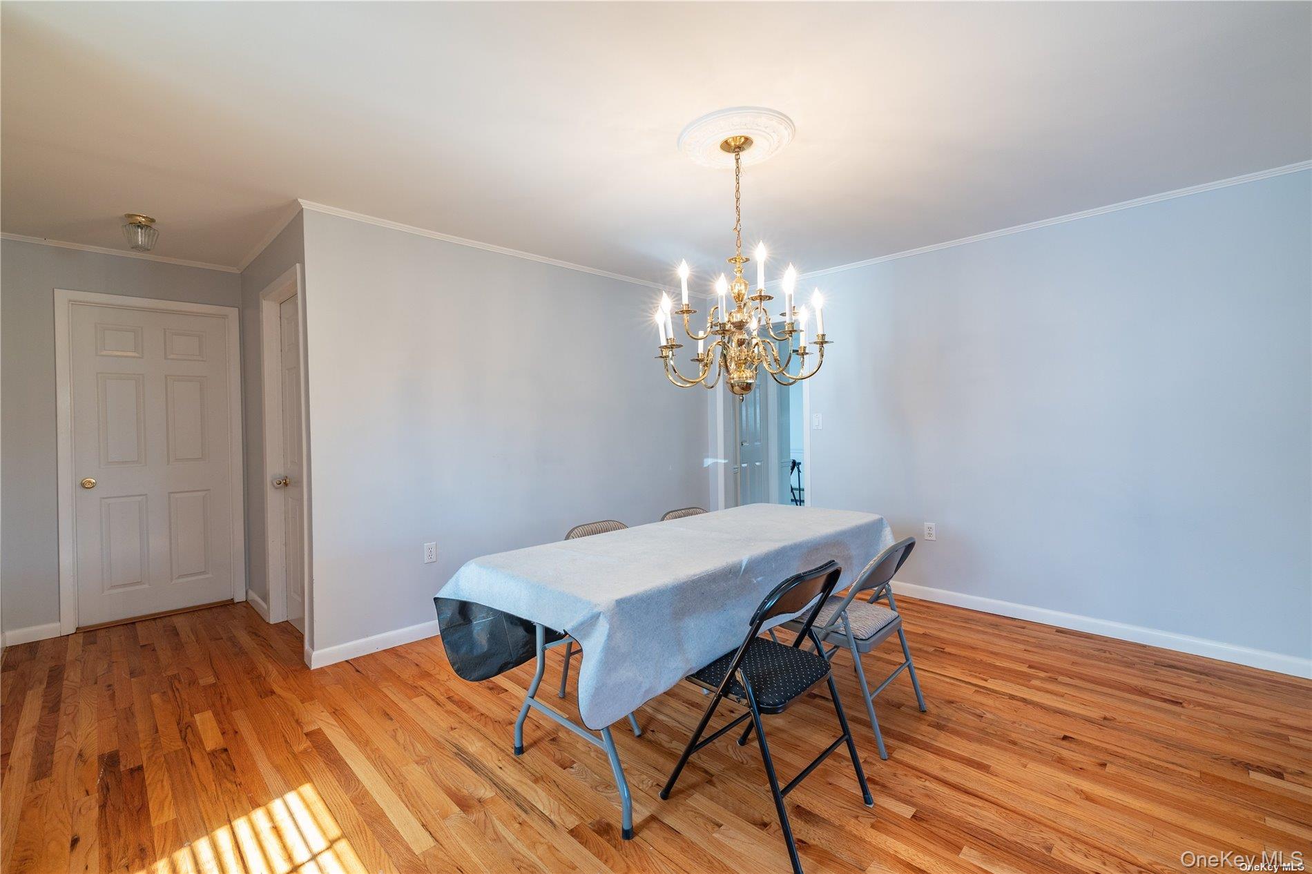 #7 photo, 138 North Forest Avenue, Rockville Centre , NY 11570