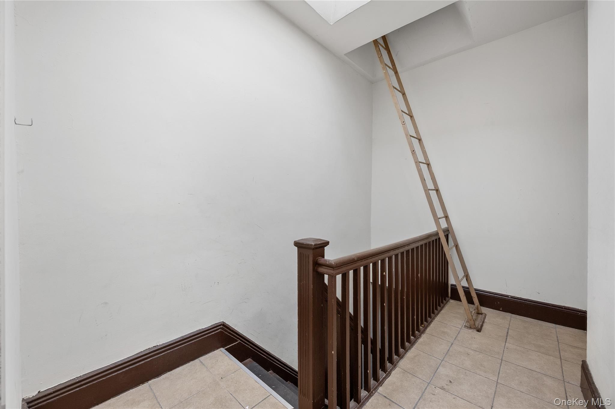 #16 photo, 71-11 68th Street, Ridgewood , NY 11385