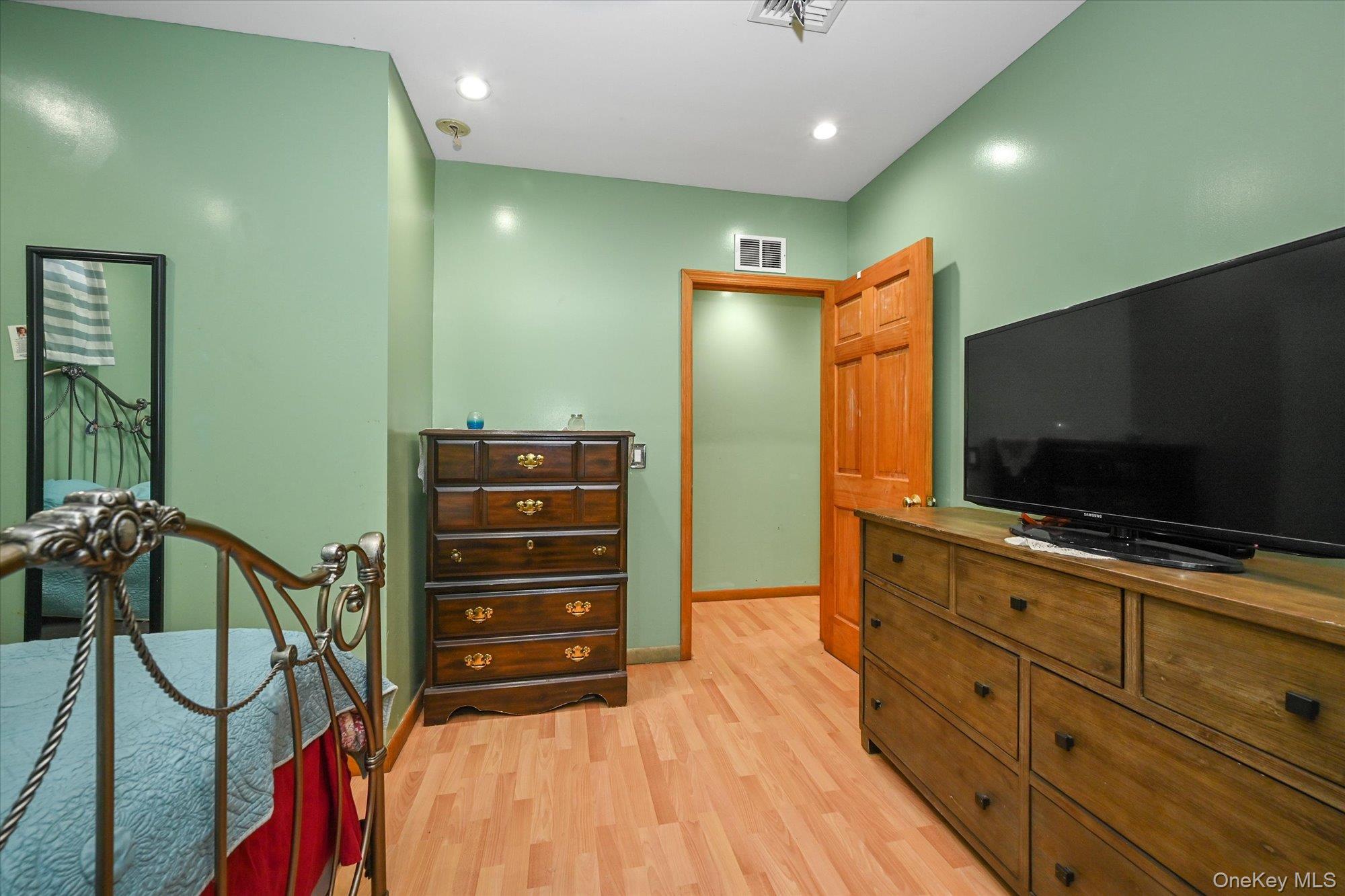 #16 photo, 6448 58th Road, Maspeth , NY 11378