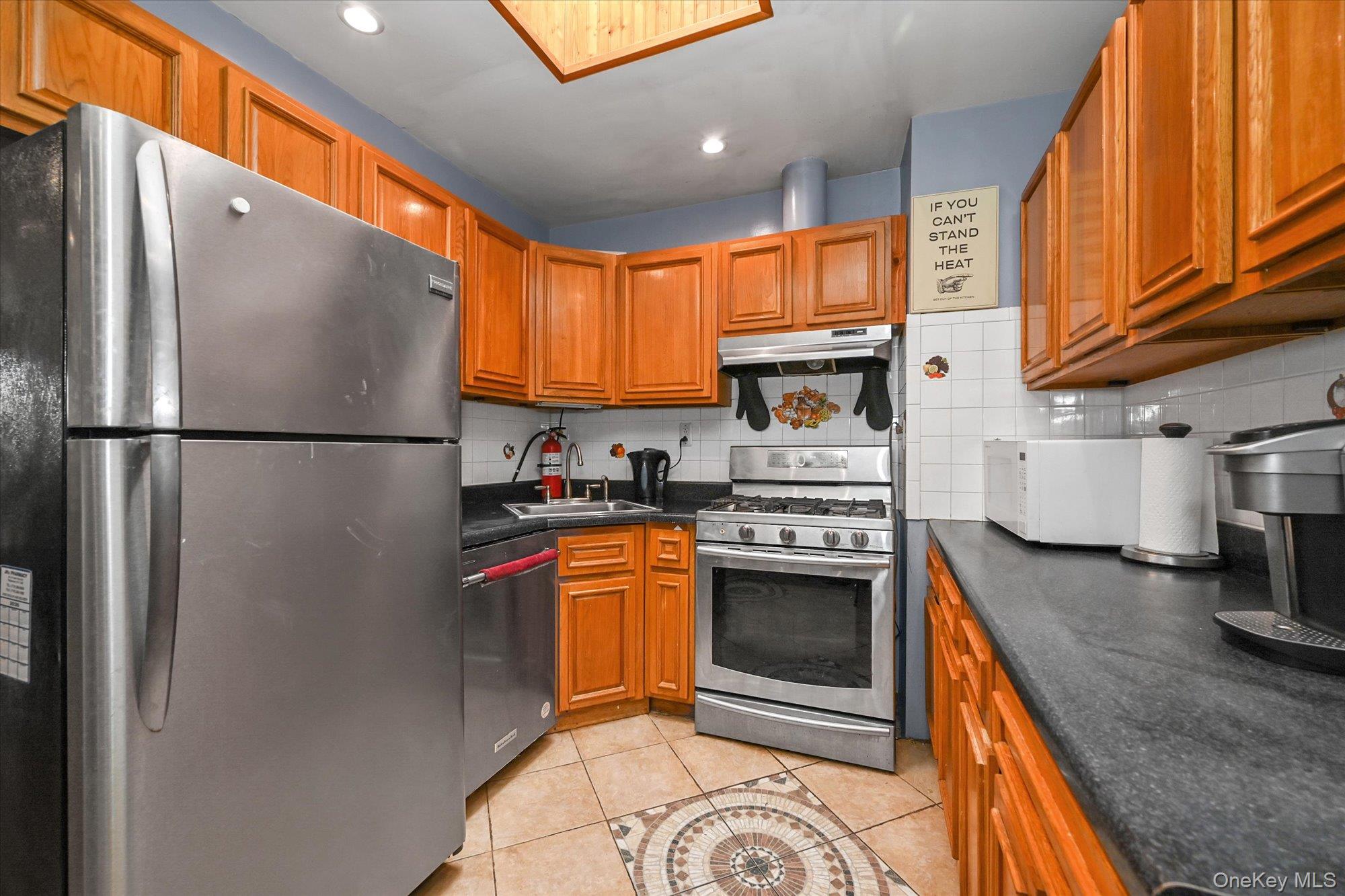 #7 photo, 6448 58th Road, Maspeth , NY 11378