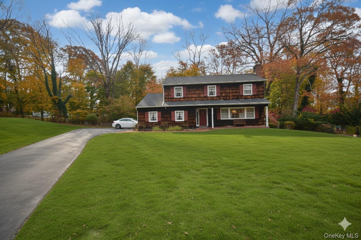 #1 photo, 8 Rope Court, Melville , NY 11747