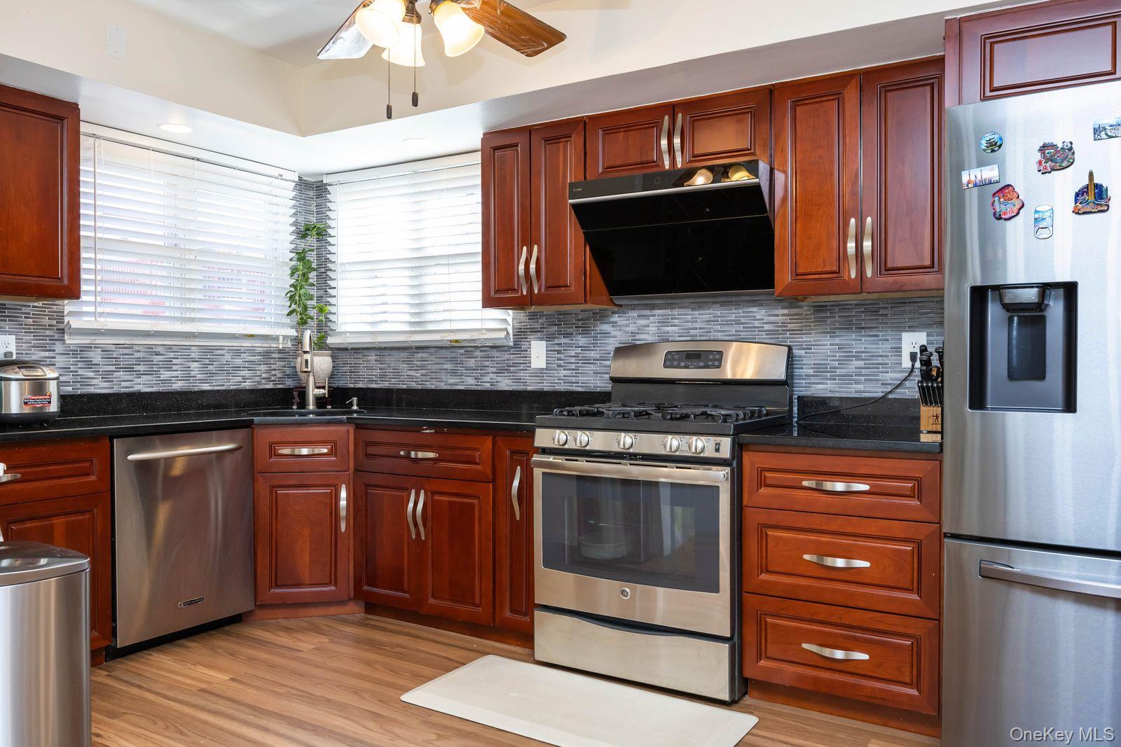 #14 photo, 197 Park Drive, Staten Island , NY 10314