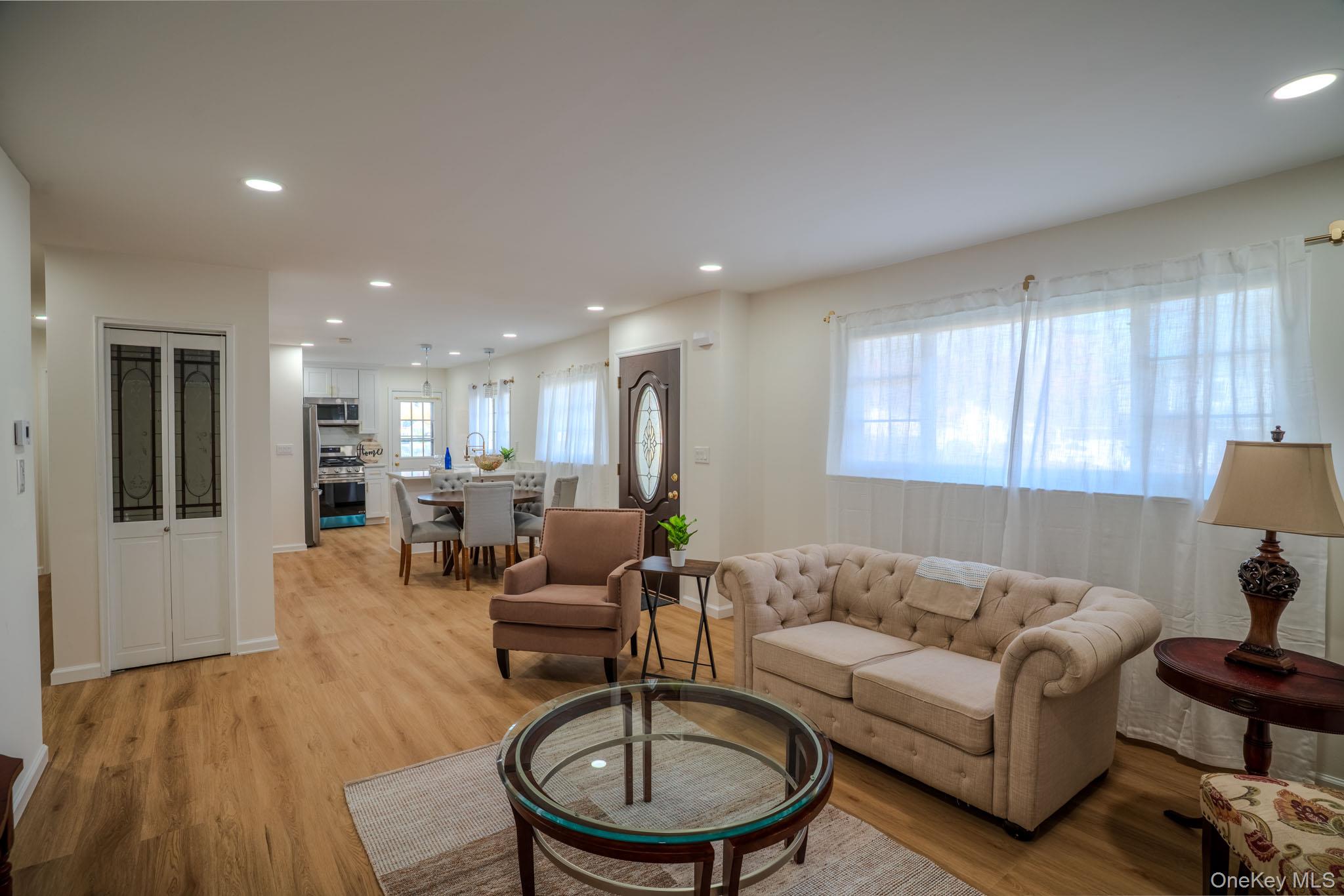 #5 photo, 38 Arlene Drive, Brentwood , NY 11717