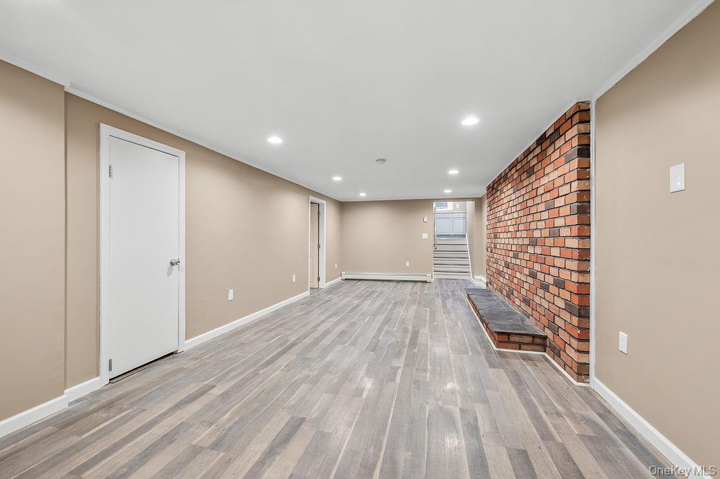 #16 photo, 185 Throop Street, West Babylon , NY 11704