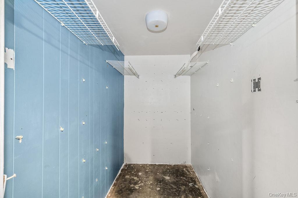 #19 photo, 185 Throop Street, West Babylon , NY 11704