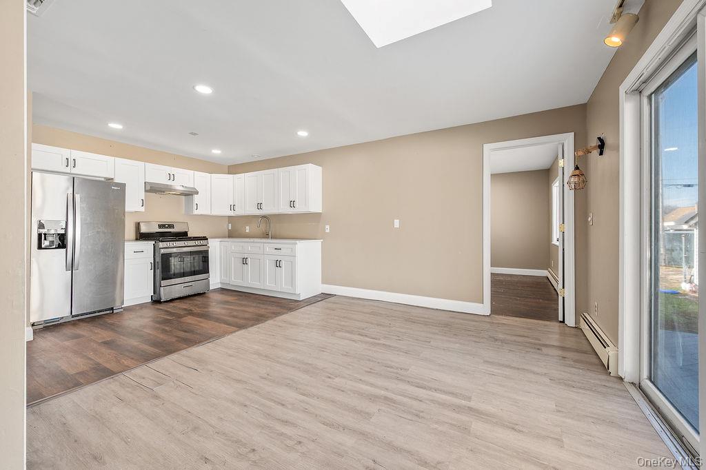 #20 photo, 185 Throop Street, West Babylon , NY 11704